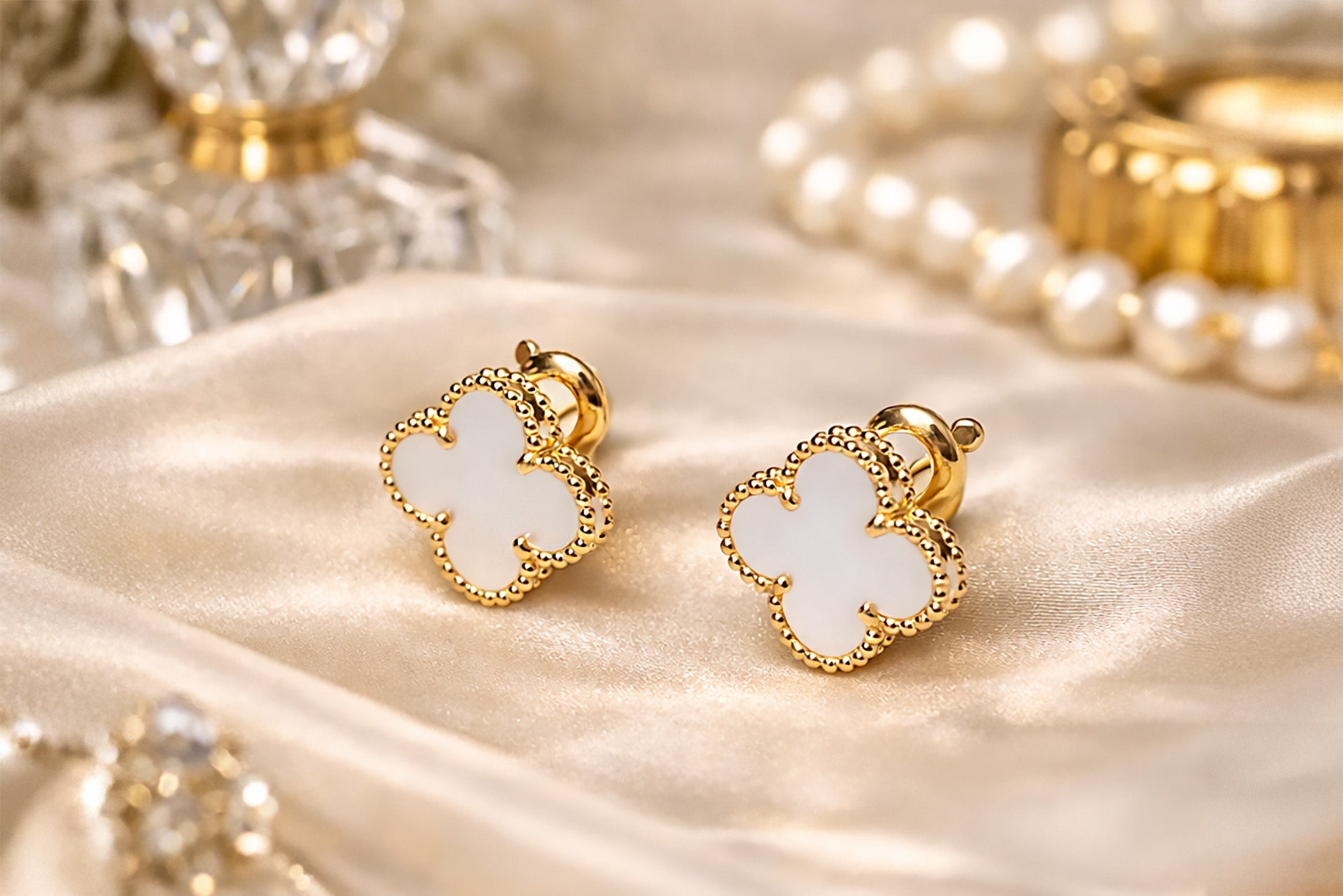 How to Spot Over-Polished Van Cleef & Arpels Jewelry