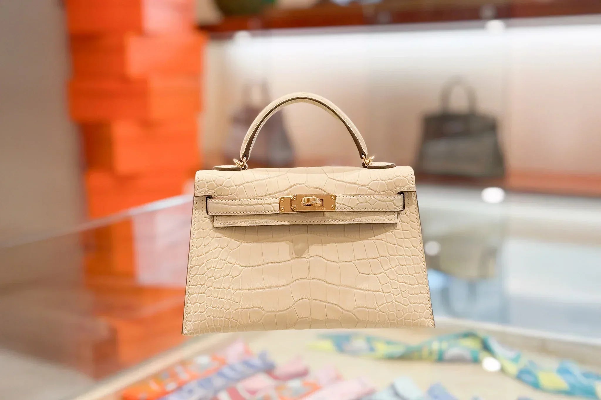 Kelly Bag Pricing Guide: What You Need to Know Before Buying