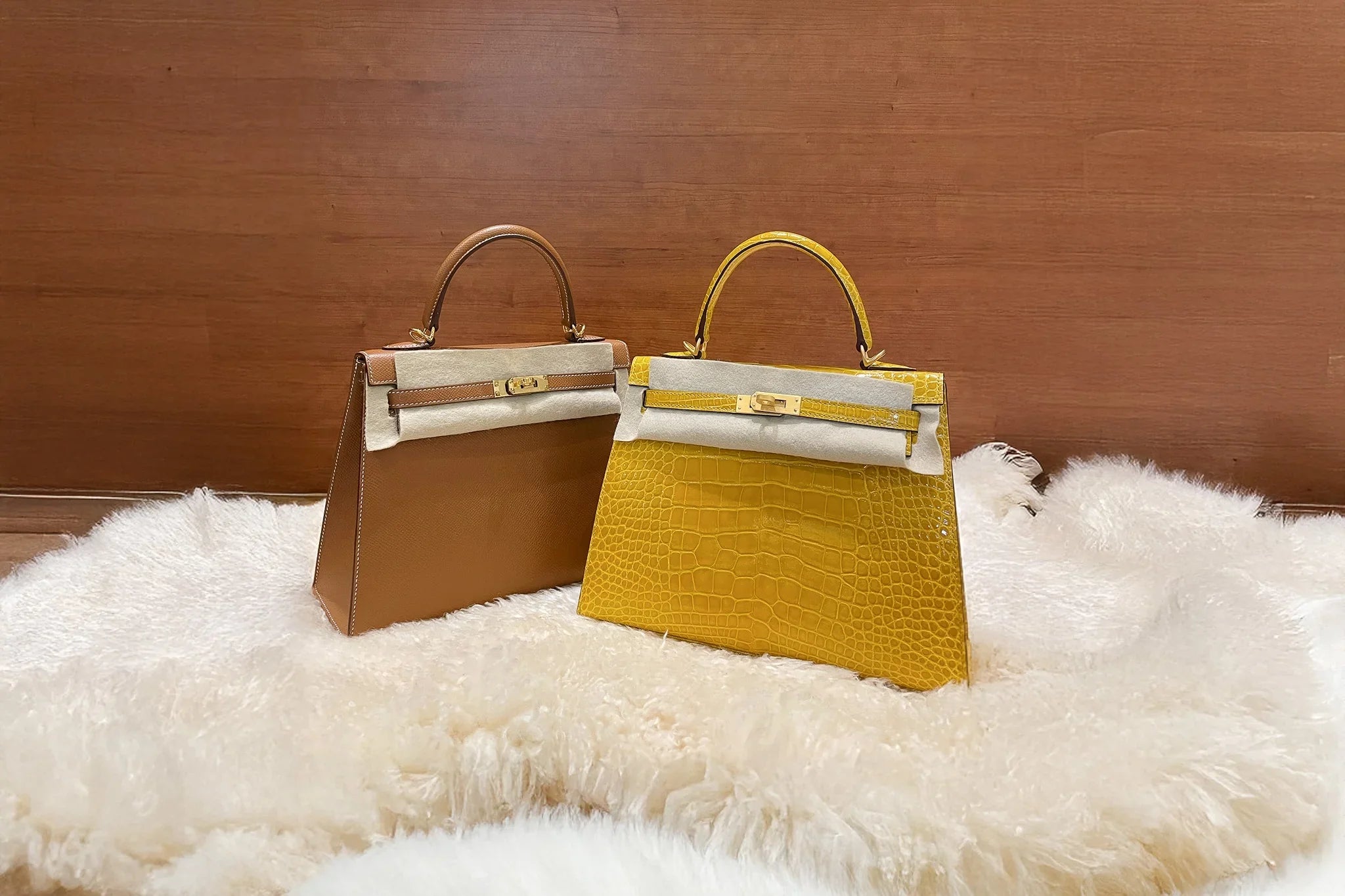 Completeness vs. Price: Box, Dust Bag, Raincoat, and Receipts by the Numbers