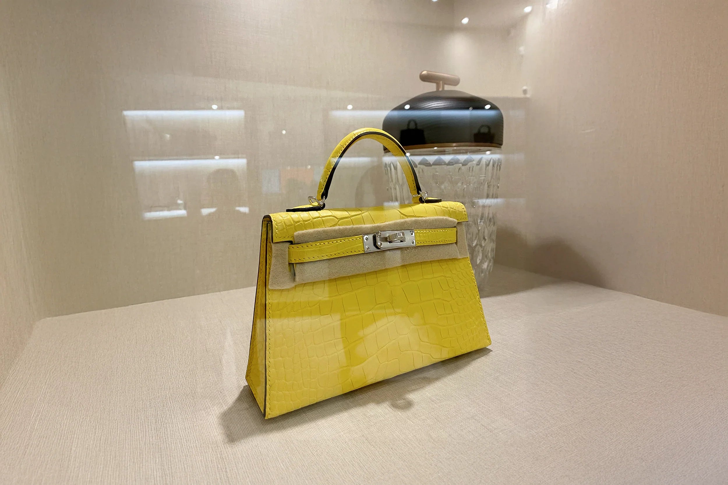 How to Buy a Hermès Bag: Insider Tips to Navigate Boutique Policies