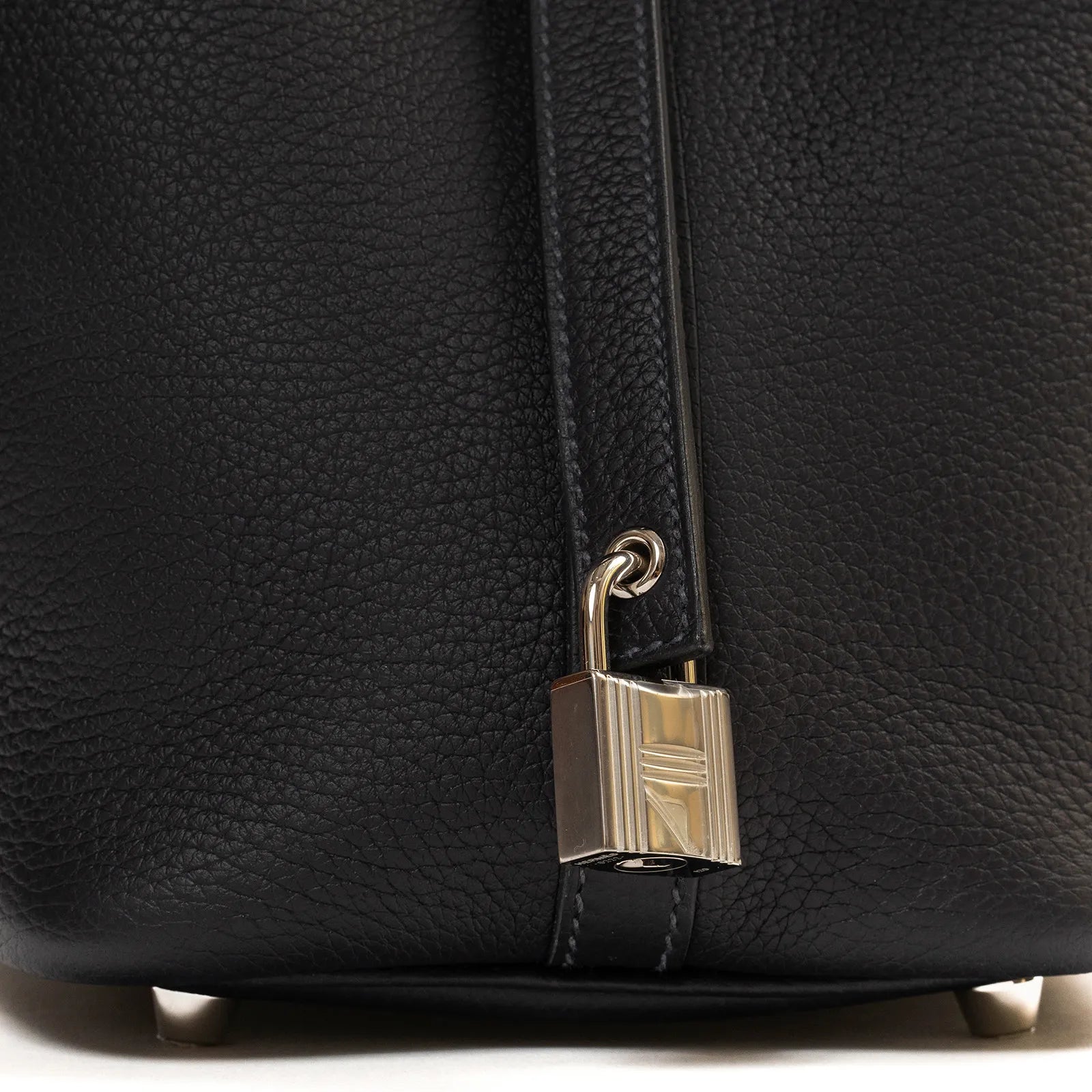 Hermès Picotin 18 Black Clemence Palladium Hardware