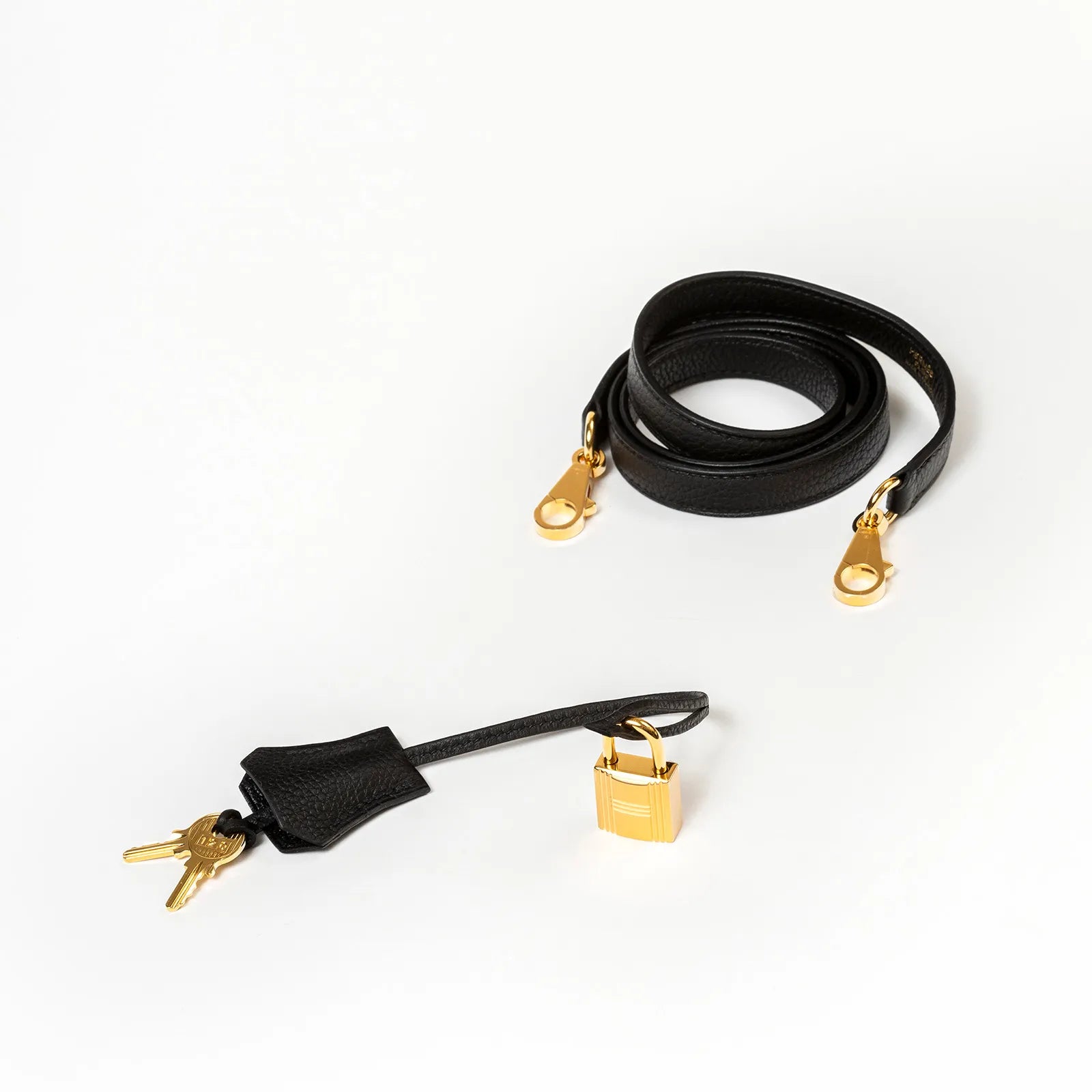 Hermès Kelly Retourne 28 Black Togo and Matte Porosus Crocodile Touch Gold Hardware