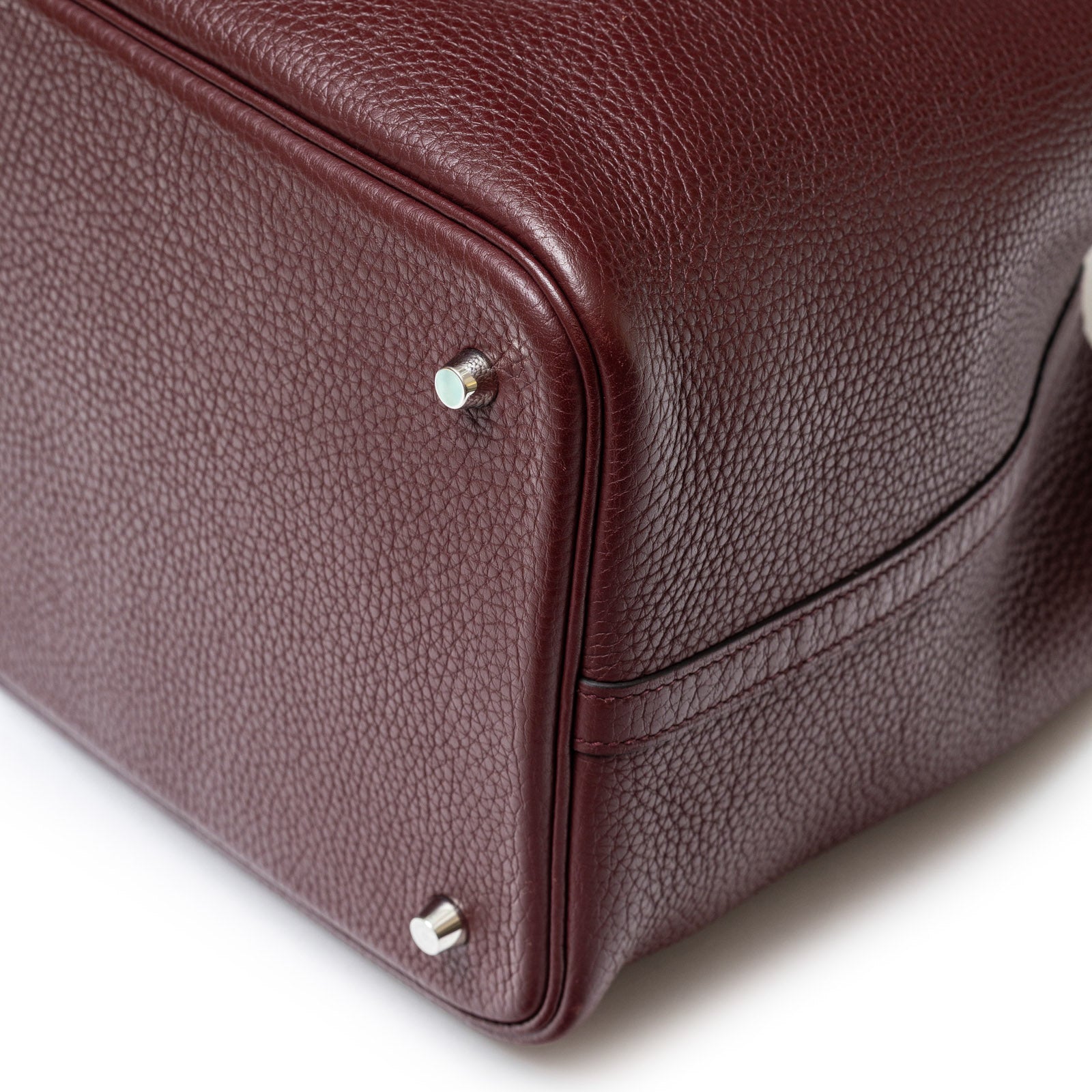 Hermès Picotin 22 Bordeaux Clemence Palladium Hardware - Back Corner Right