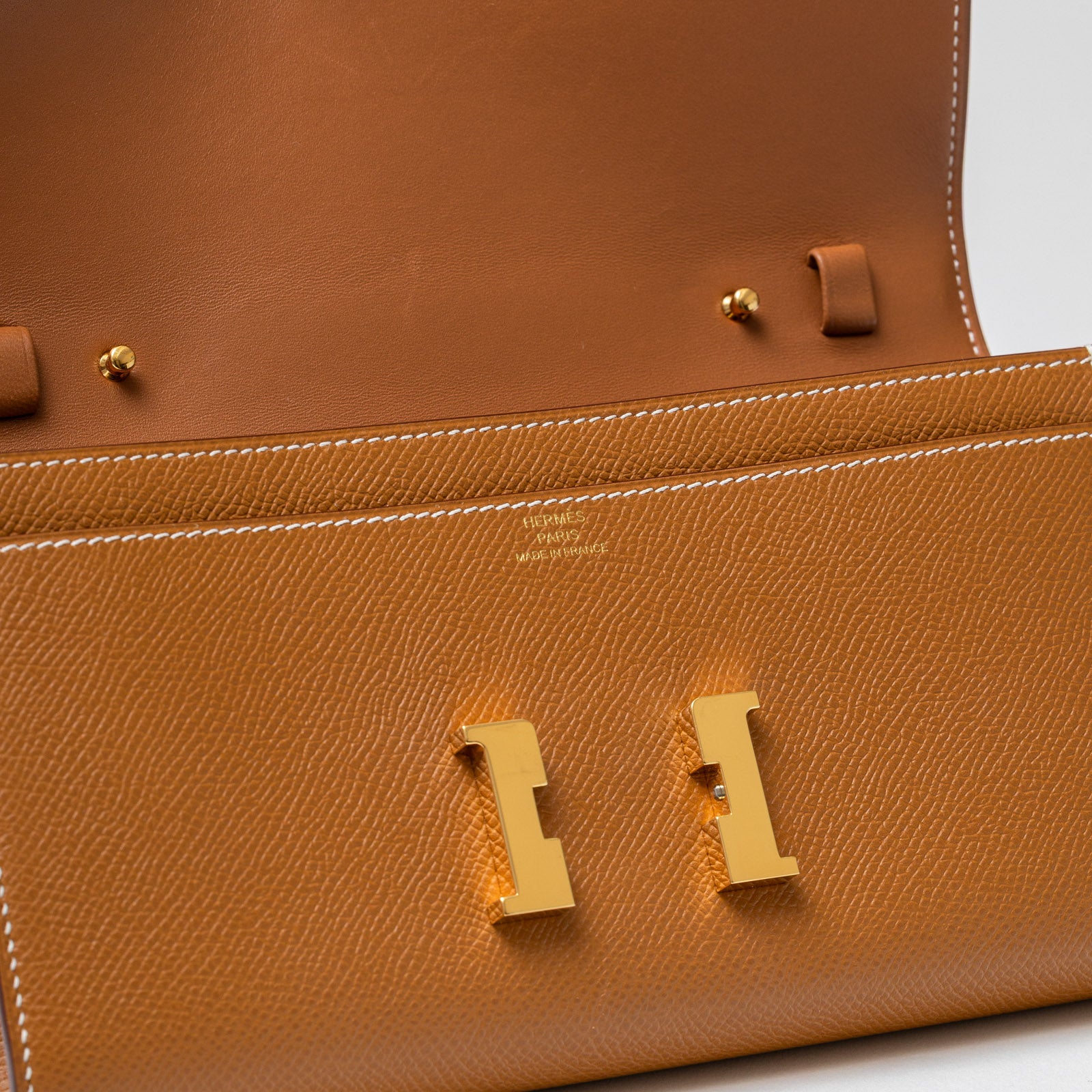 Hermès Constance To Go Gold Epsom Gold Hardware - Deatail