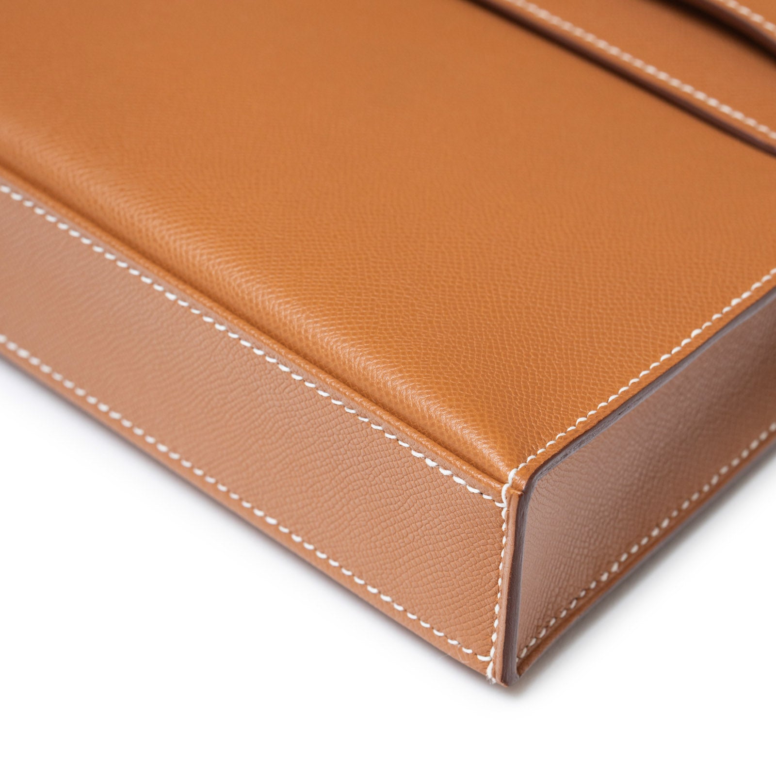 Hermès Kelly Elan Gold Madame Palladium Hardware - Front Corner Right