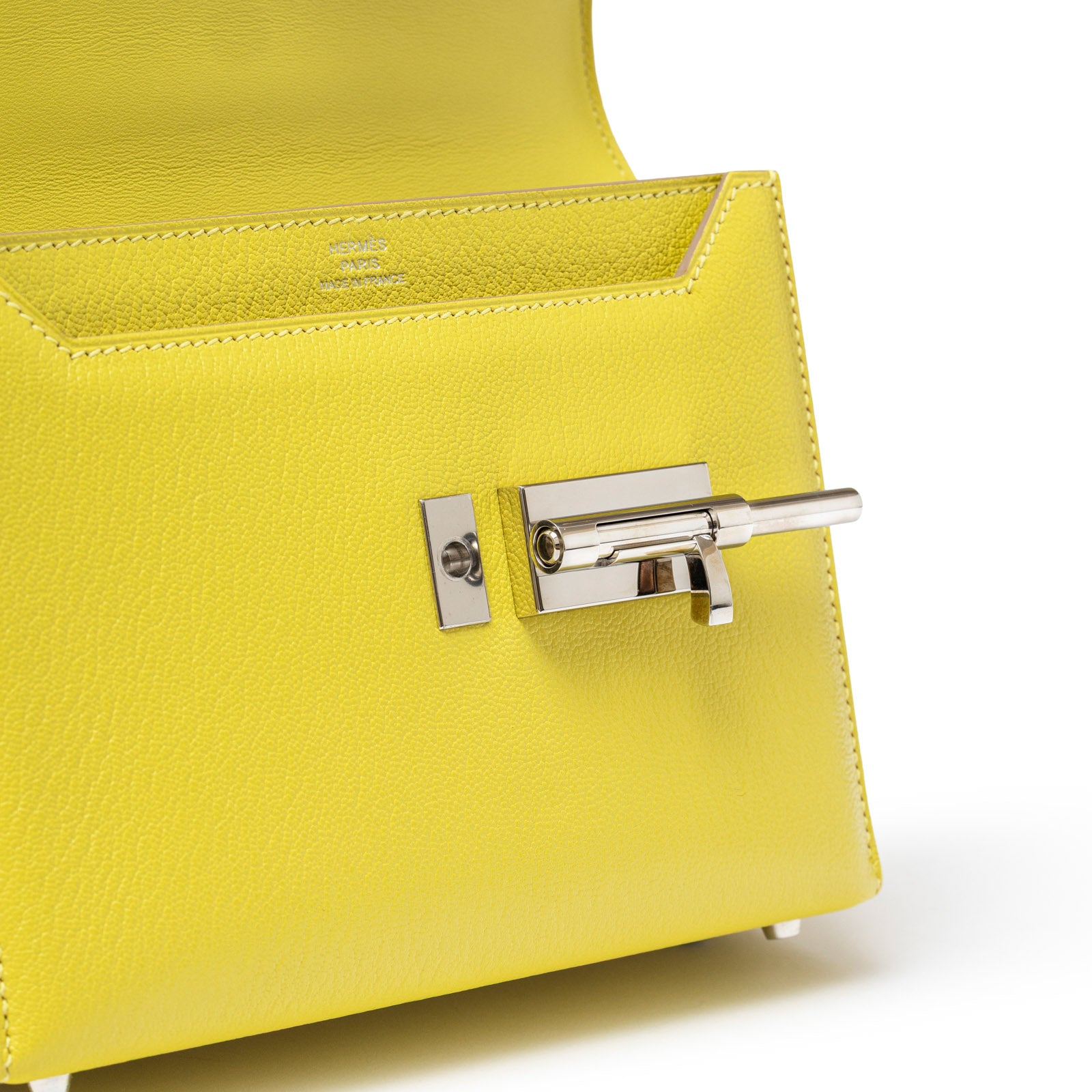 Hermès Mini Verrou Chaine Bag Lime Chevre Mysore Palladium Hardware - Close Up