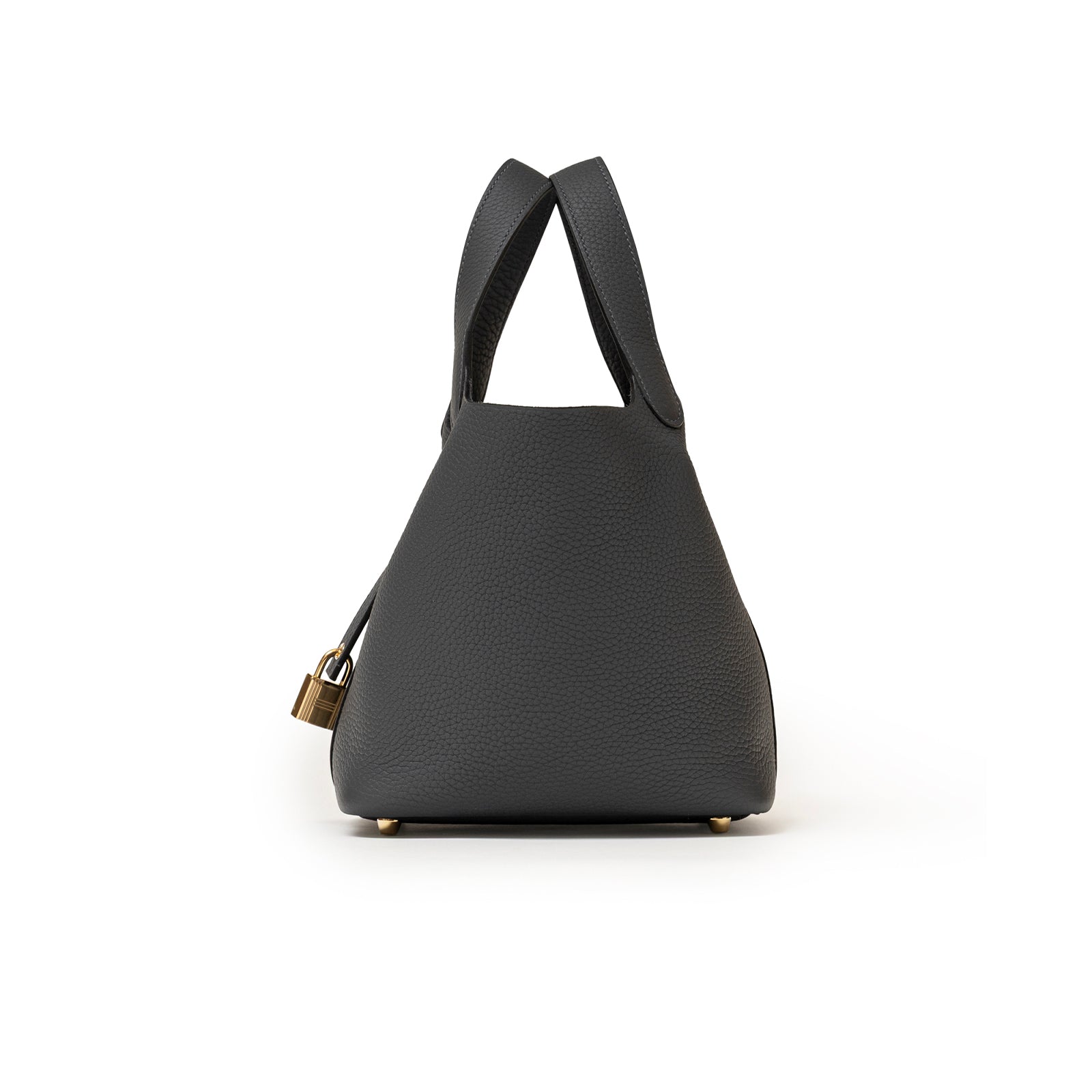 Front view of Hermès Picotin 18 Gris Misty Clemence Permabrass Hardware with leather texture and padlock detail