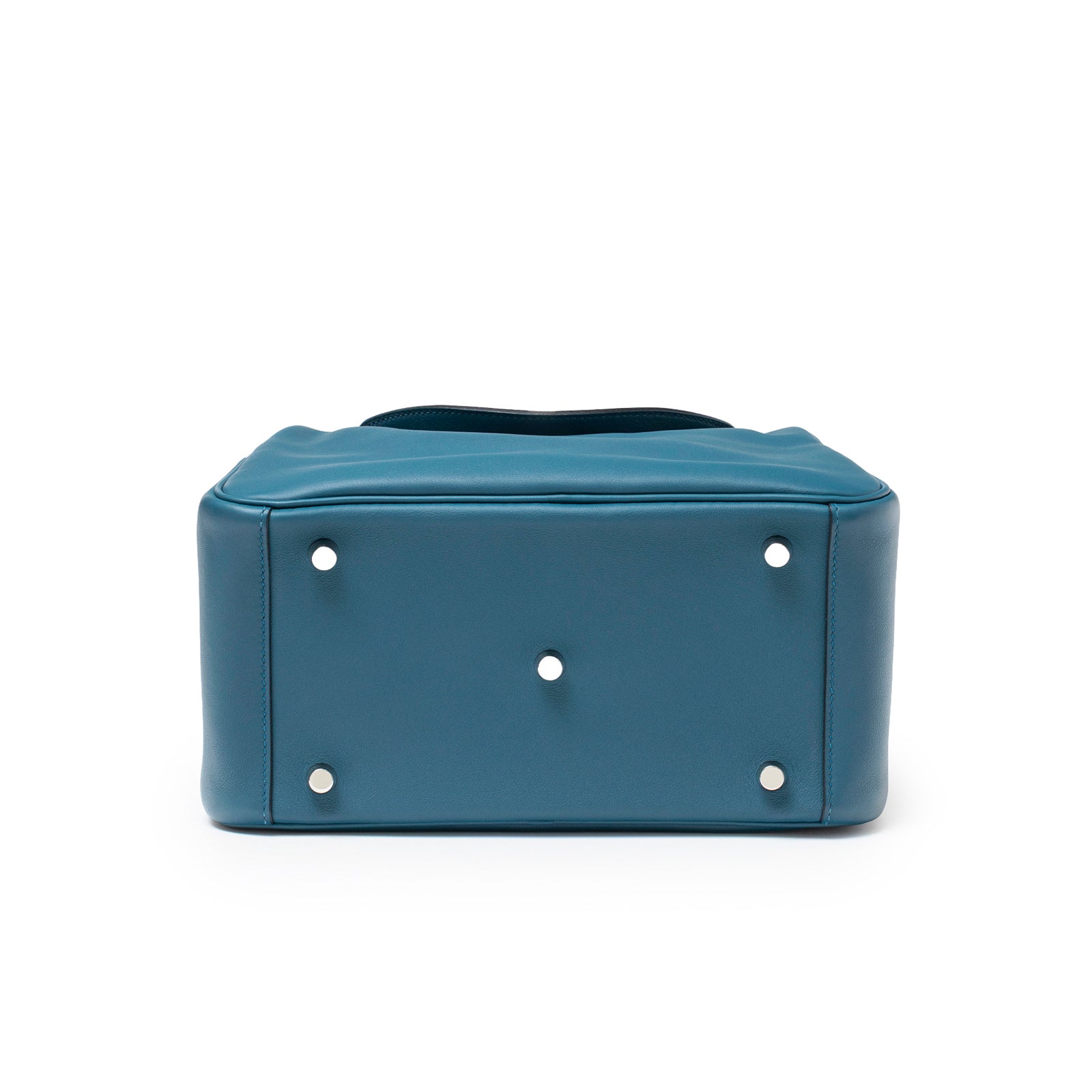 Bottom view of Hermès Lindy 26 Colvert Swift Palladium Hardware showing smooth leather and metal feet details