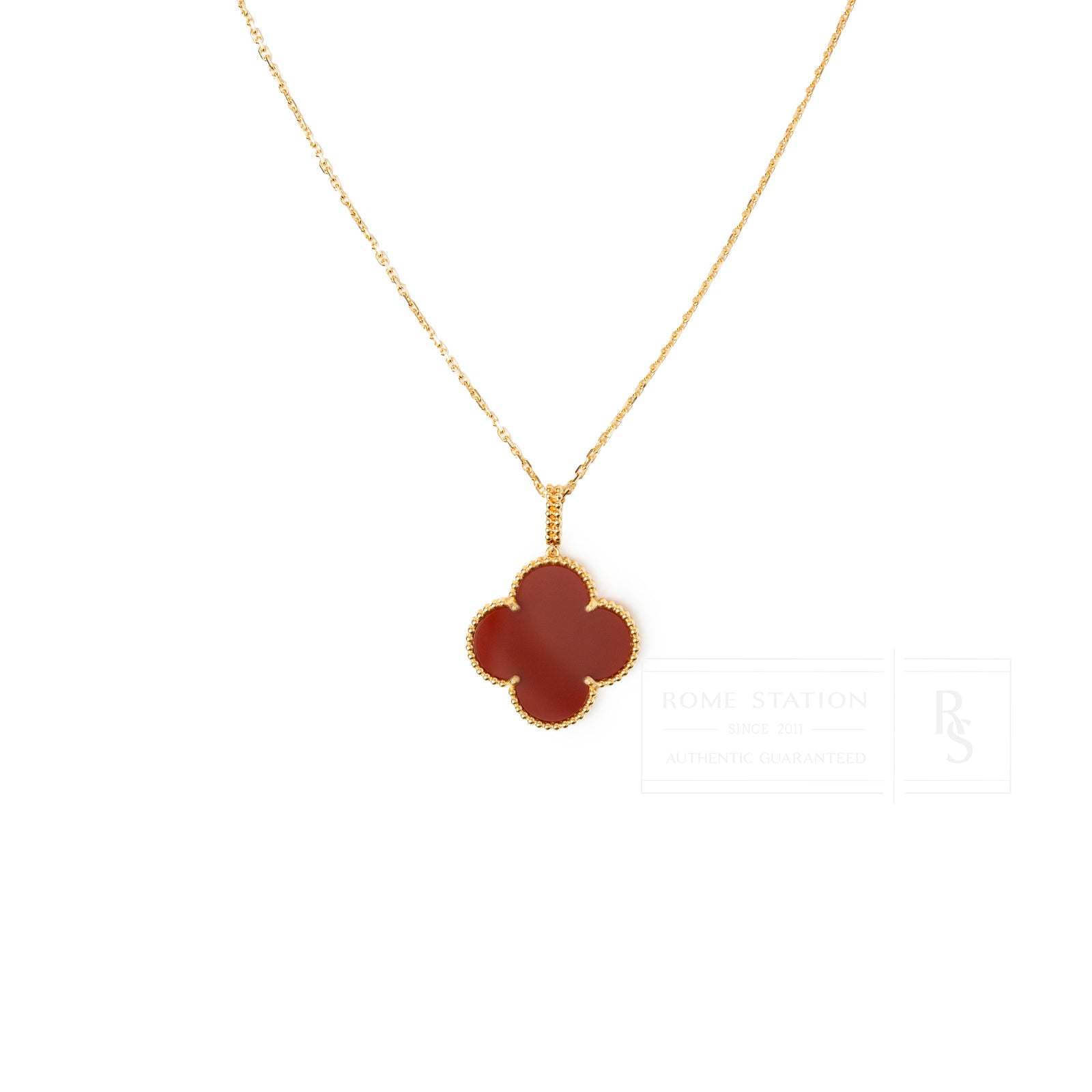 Front view of Van Cleef & Arpels Magic Alhambra 1 Motif Long Necklace 18K Yellow Gold Carnelian pendant