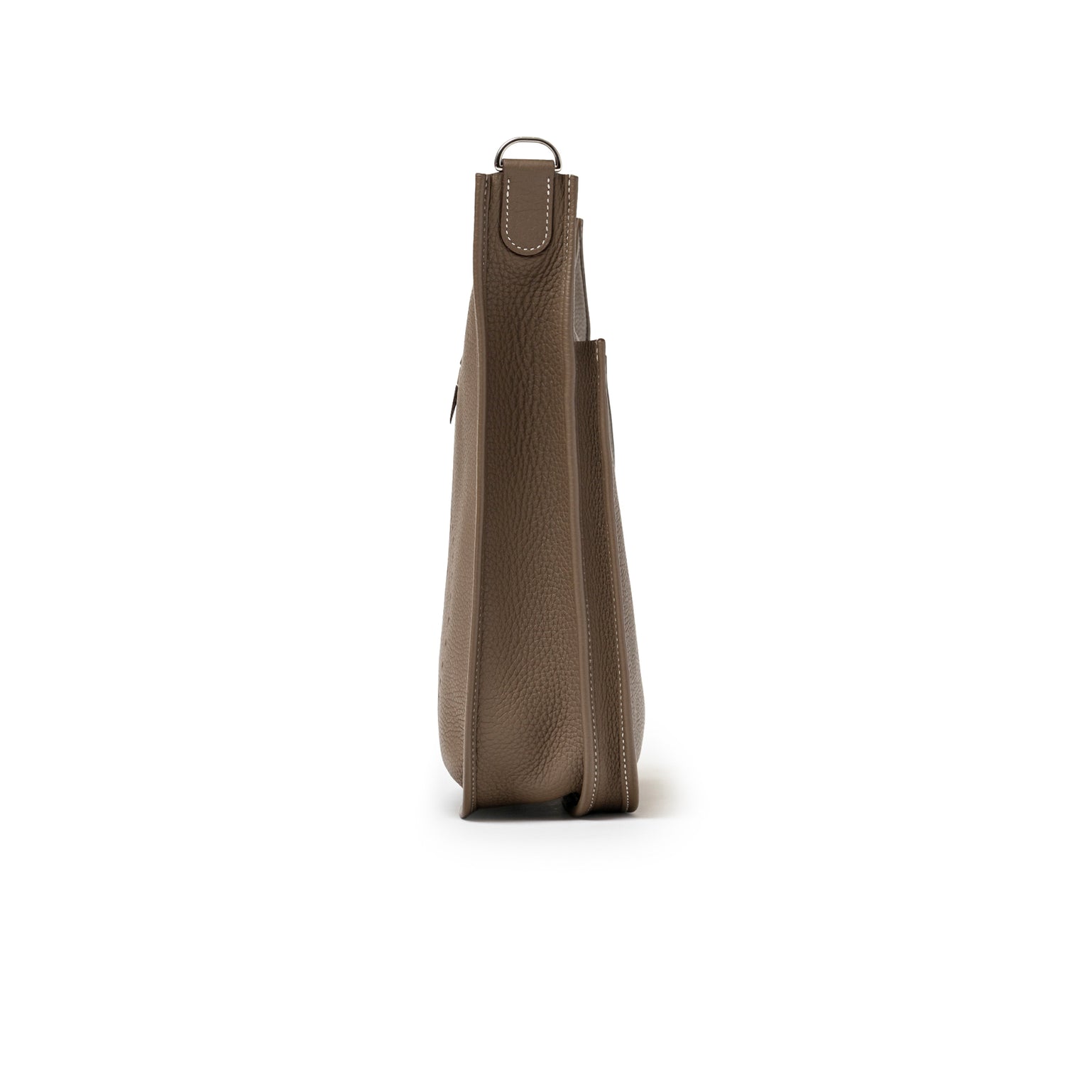 Side view of Hermès Evelyne PM 29 Etoupe Clemence Palladium Hardware showing leather grain and strap detail