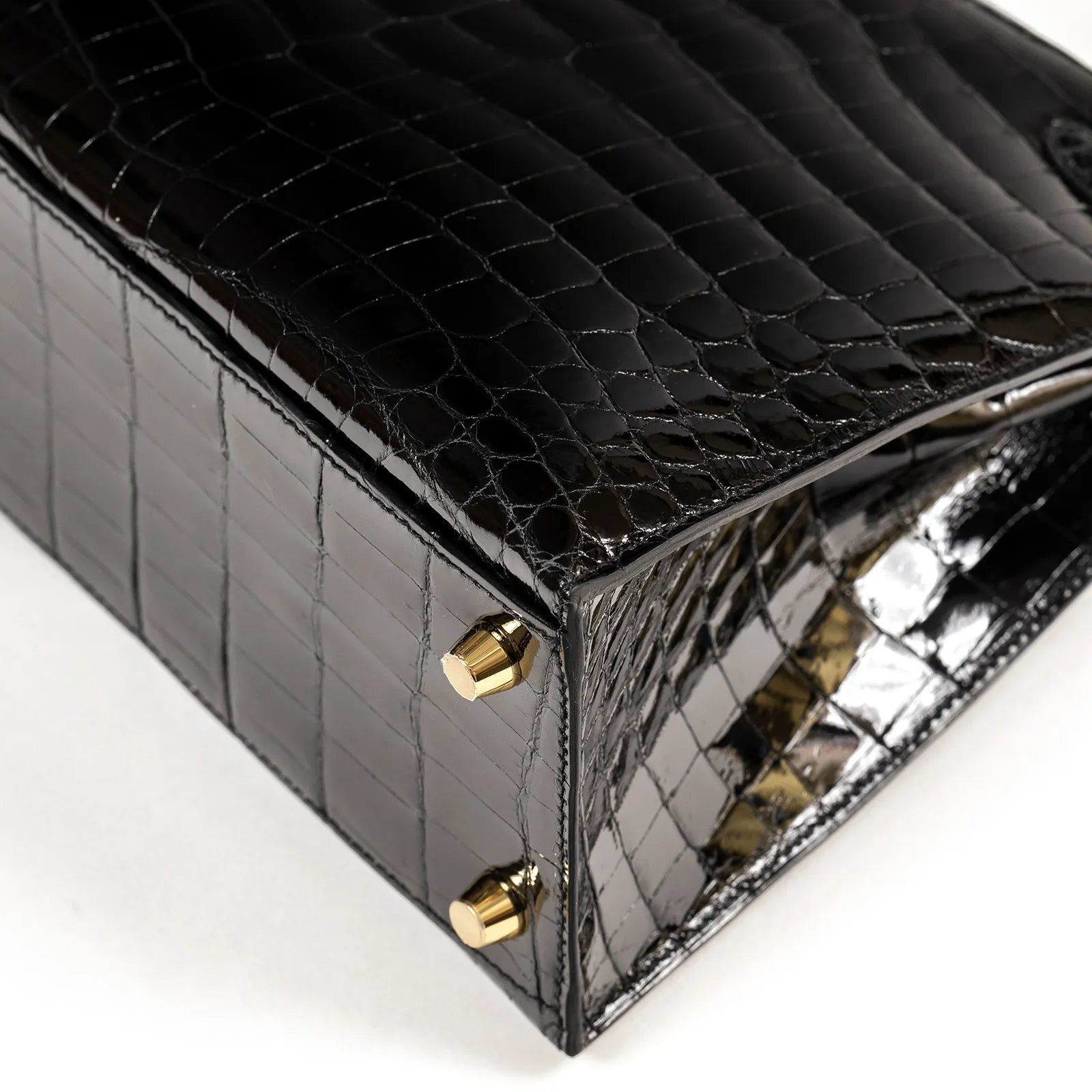 Hermès Kelly 25 Sellier Black Shiny Niloticus Crocodile Gold Hardware