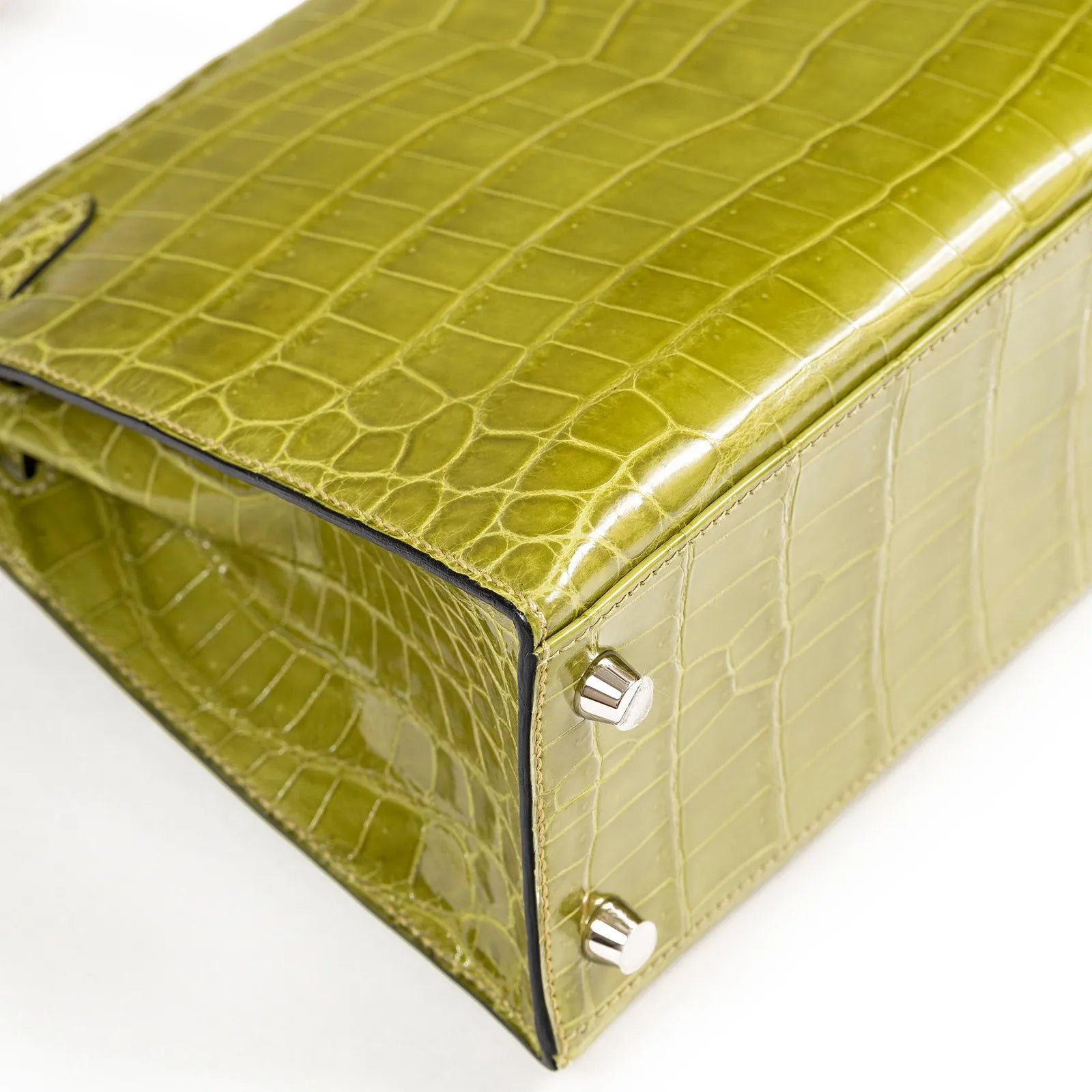 Hermès Kelly 25 Sellier Vert Anis Shiny Niloticus Crocodile Palladium Hardware