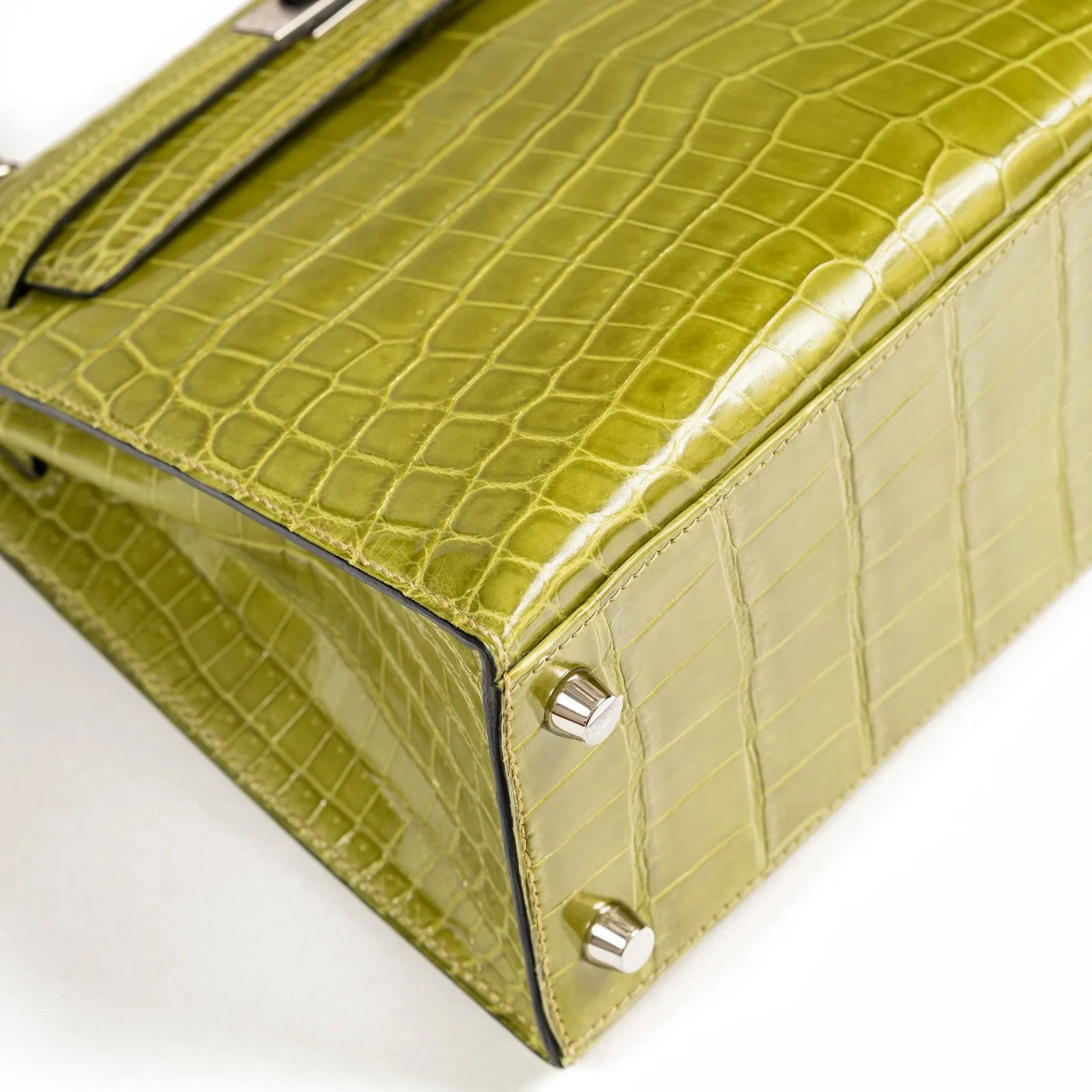 Hermès Kelly 25 Sellier Vert Anis Shiny Niloticus Crocodile Palladium Hardware