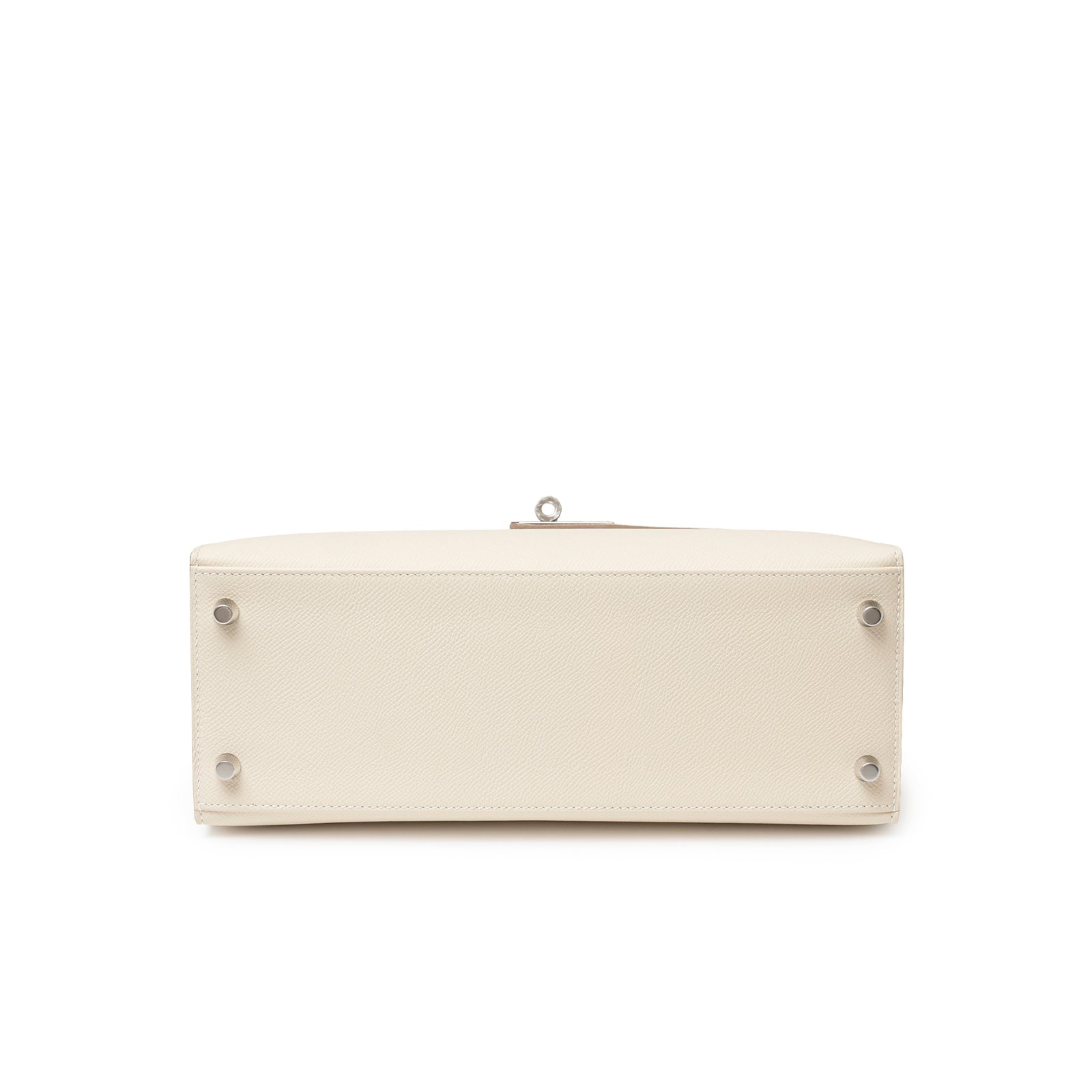 Bottom view of Hermès Kelly 28 Sellier Craie Epsom Palladium Hardware showing feet and leather texture