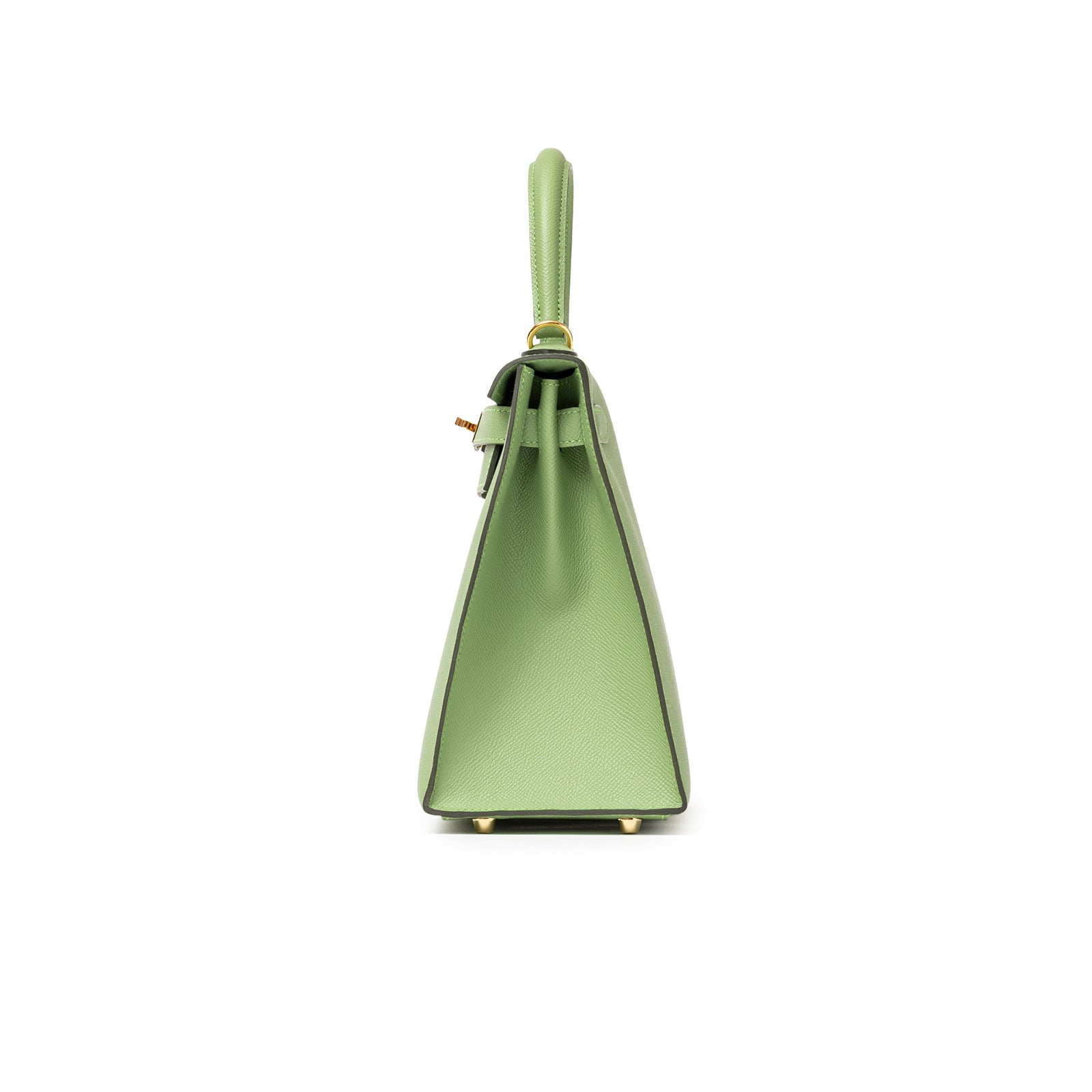 Side profile of Hermès Kelly 28 Sellier Vert Criquet Epsom Gold Hardware showing structured leather and handle detail