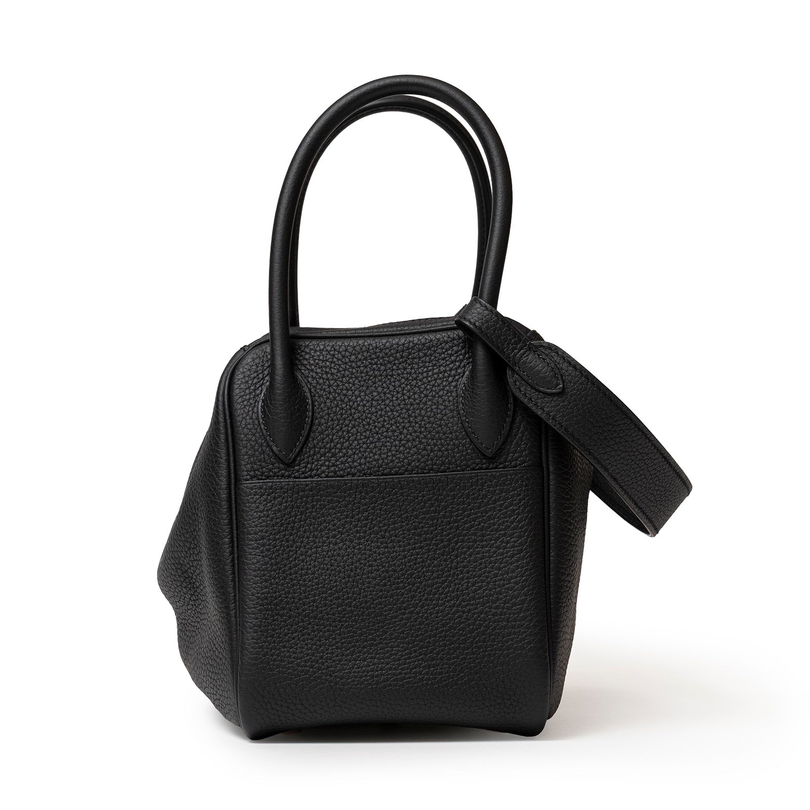 Hermès Lindy 26 Black Clemence Gold Hardware