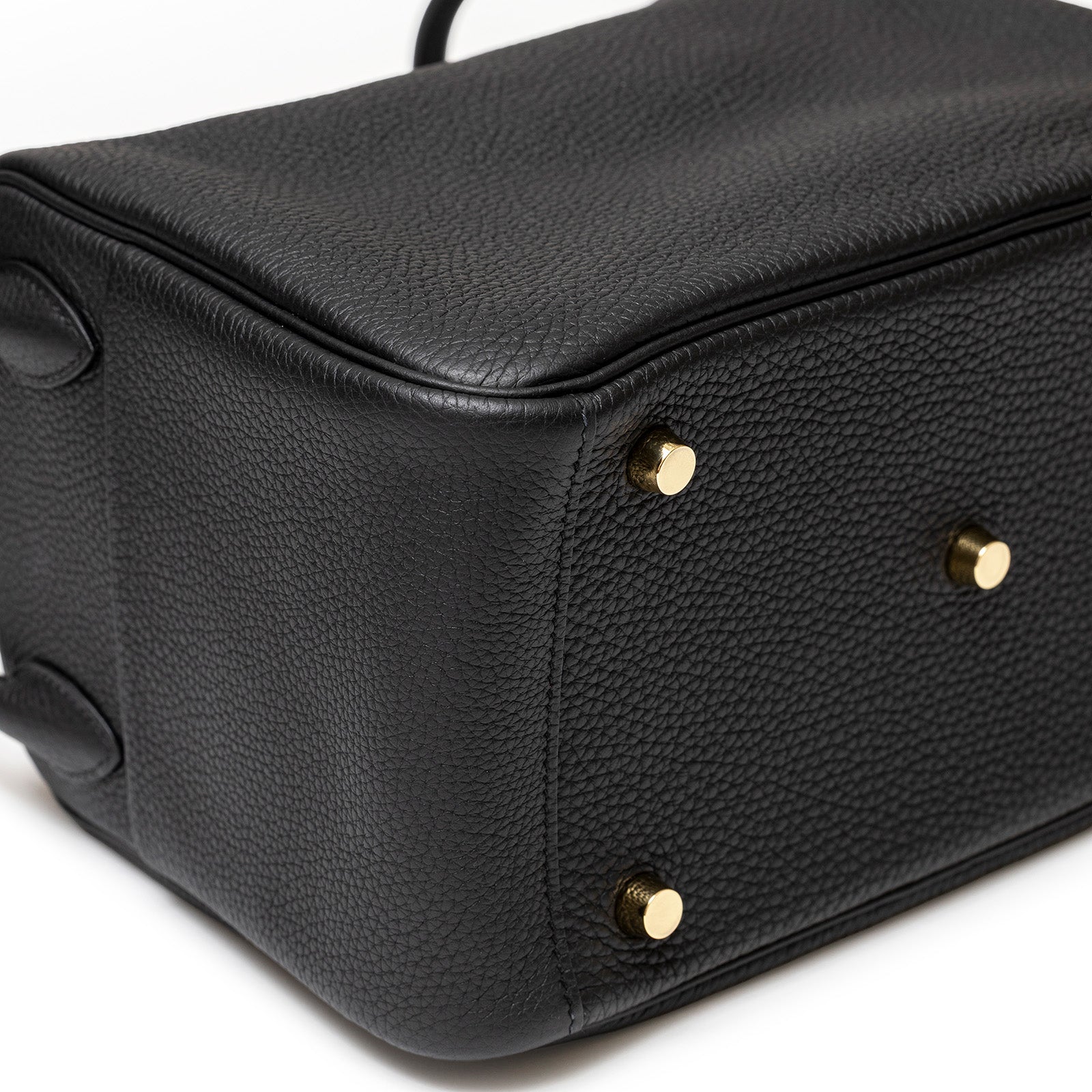 Hermès Lindy 26 Black Clemence Gold Hardware