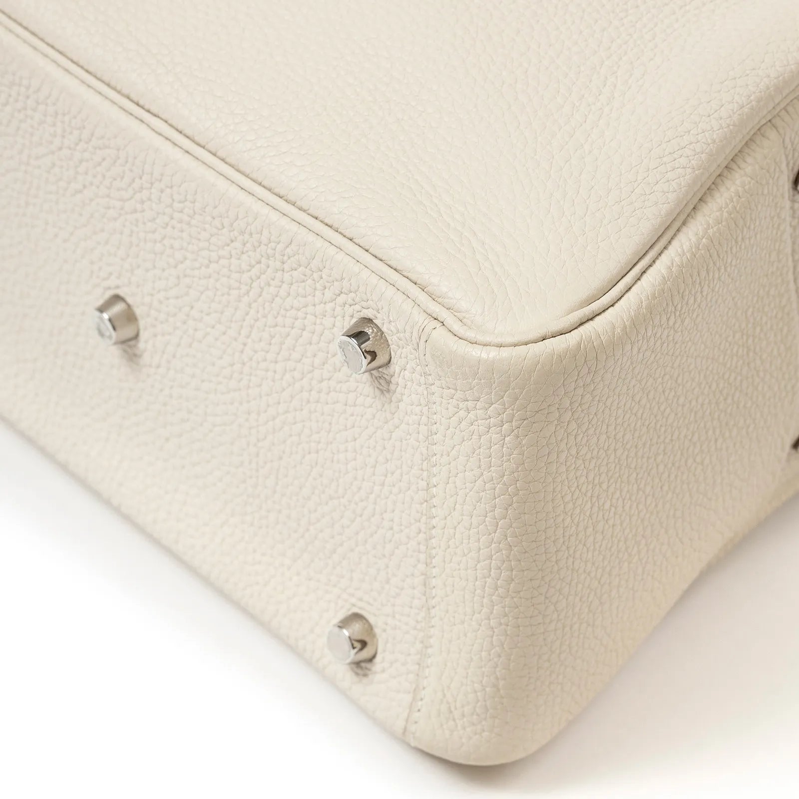 Hermès Lindy 26 Craie Clemence Palladium Hardware