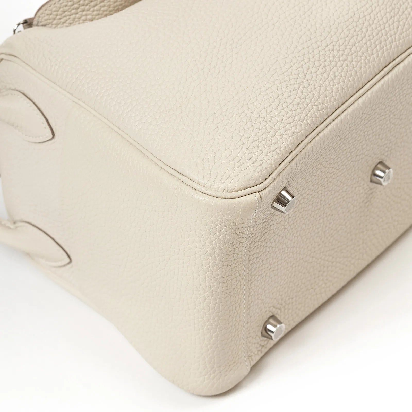Hermès Lindy 26 Craie Clemence Palladium Hardware