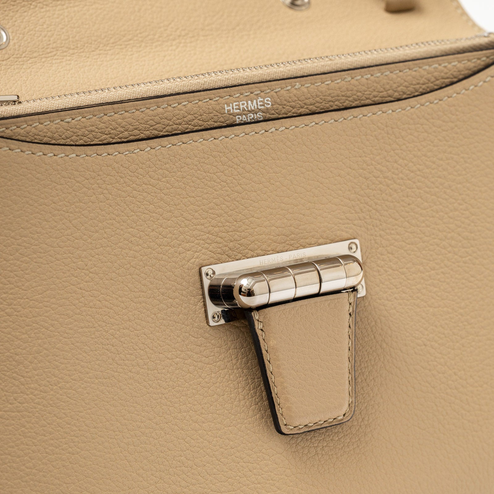 Hermès Mini Convoyeur Messeger Bag Trench Evercolor Palladium Hardware