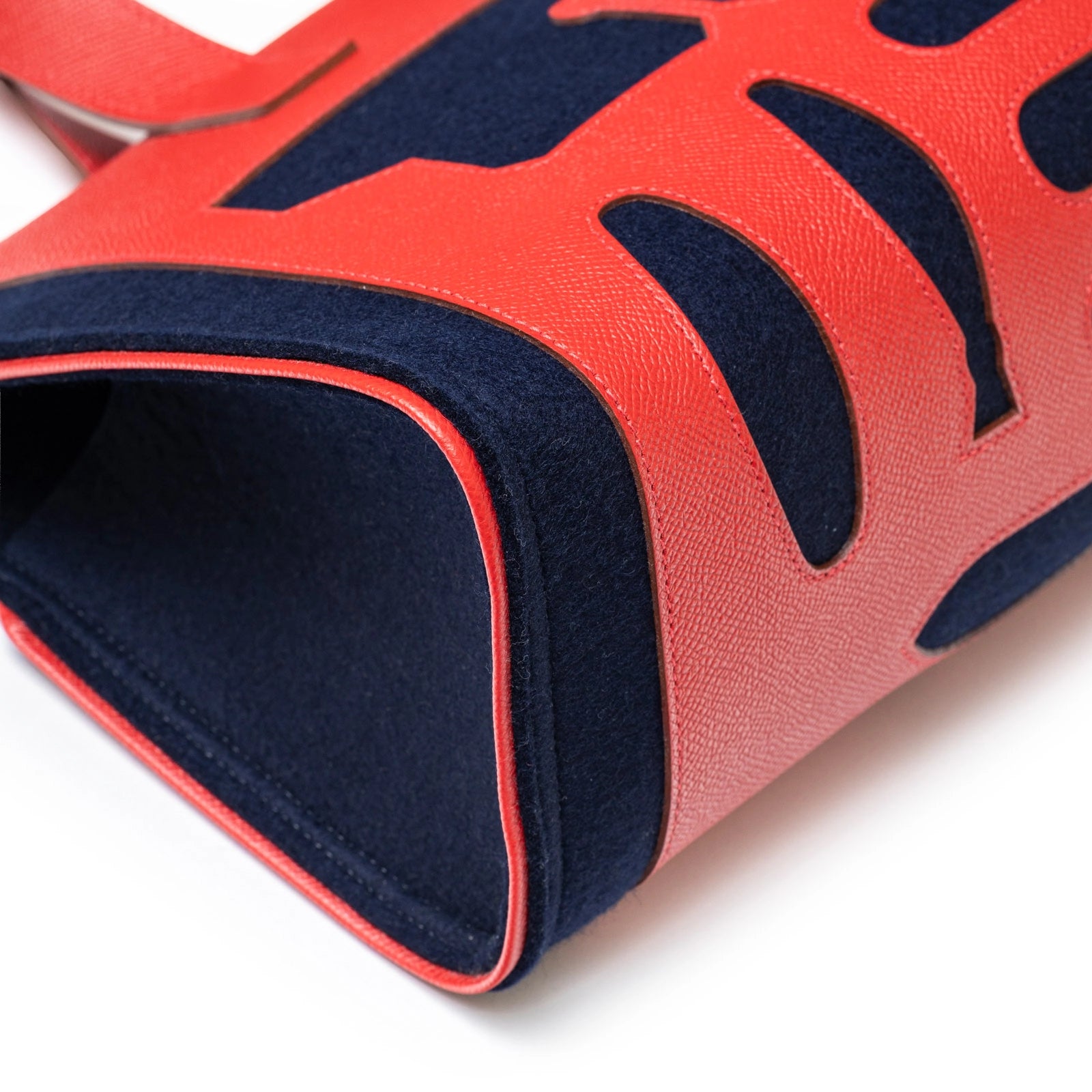 Hermès Petit H Decoupe Basse PM Skeleton Tote Rouge/Navy Epsom/Felt - Front Corner Left