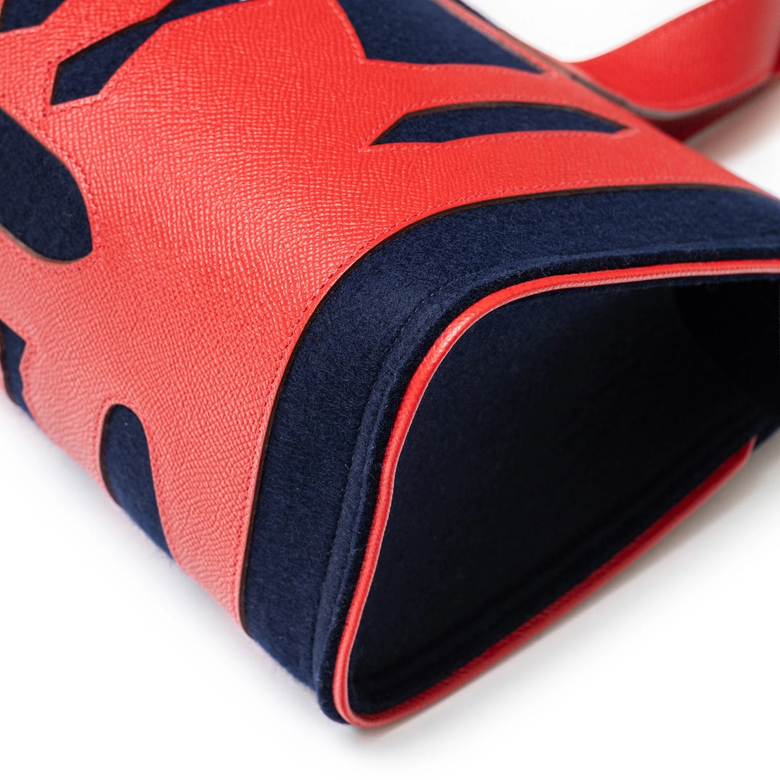 Hermès Petit H Decoupe Basse PM Skeleton Tote Rouge/Navy Epsom/Felt - Back Corner Right