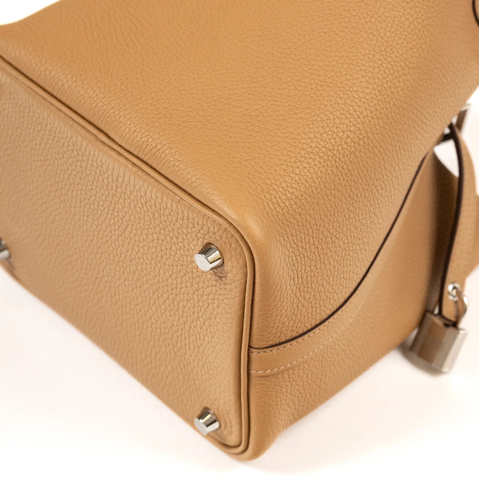 Hermès Picotin 18 Biscuit Clemence Palladium Hardware