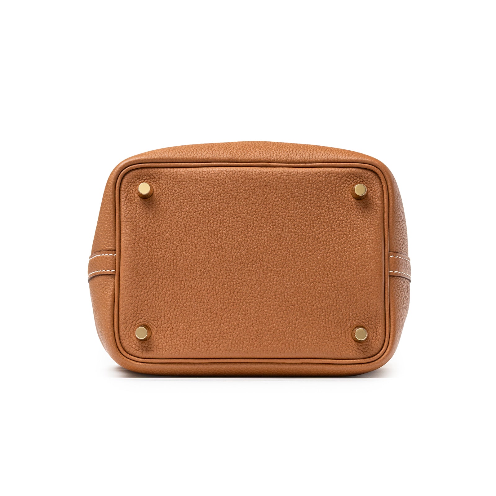 Bottom view of Hermès Picotin 18 Gold Clemence Gold Hardware D bag showing textured leather and gold feet