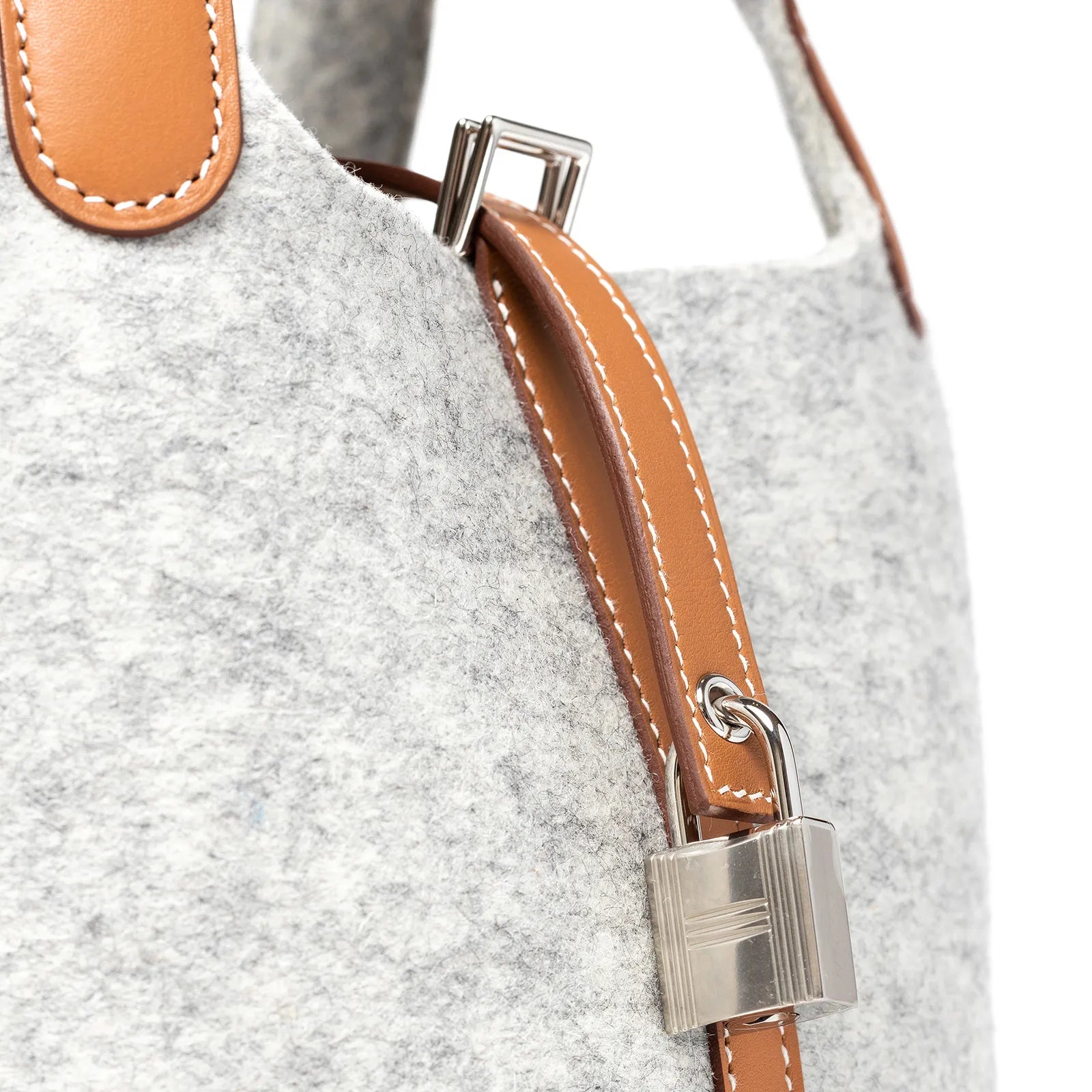 Hermès Picotin 18 Gris Clair/Gold Feutre/Swift Palladium Hardware