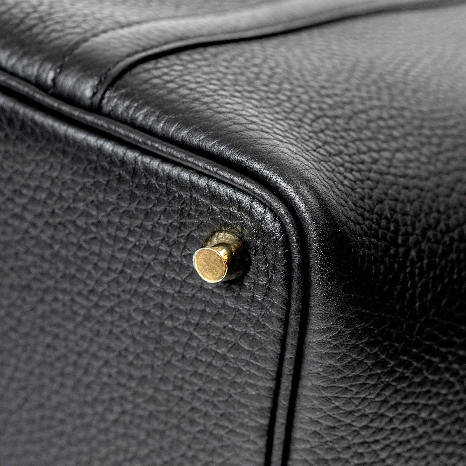 Hermès Picotin 18 Touch Black Matte Alligator and Clemence Gold Hardware