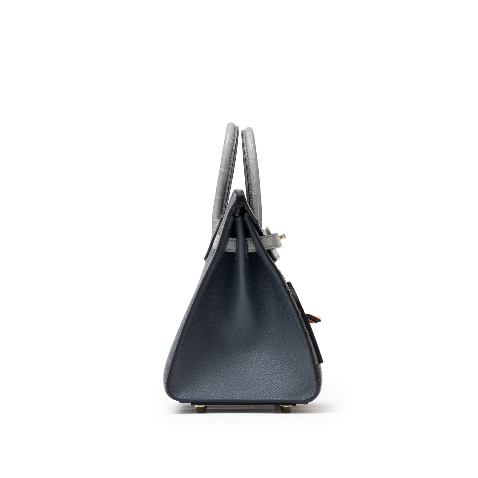 Side view of Hermès Sac Faubourg Birkin 20 "Rainy Days" Gris Misty Matte Alligator Permabrass Hardware showing texture and structure.