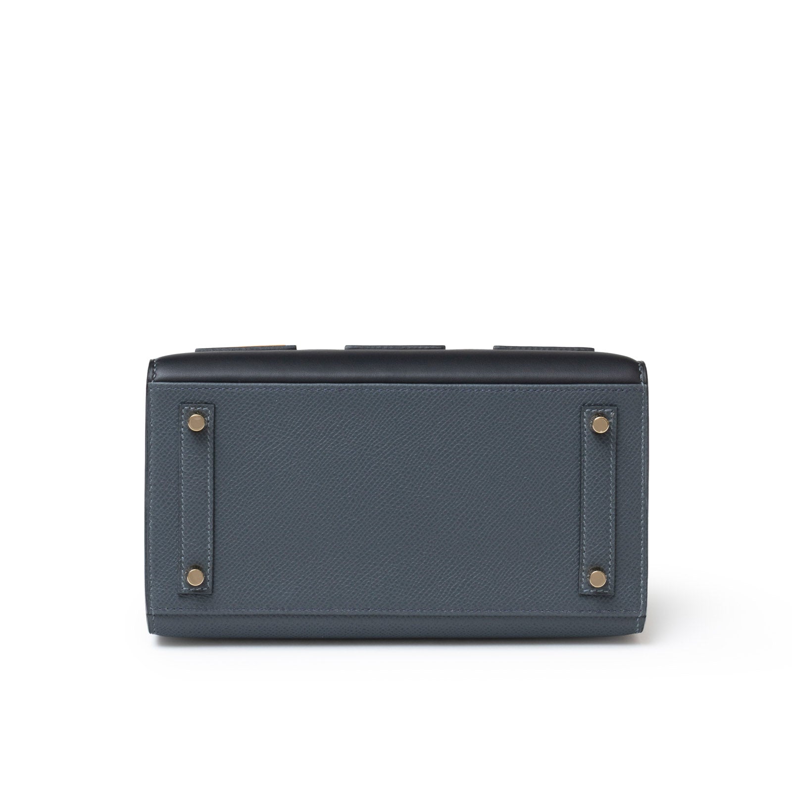 Bottom view of Hermès Sac Faubourg Birkin 20 "Rainy Days" Gris Misty Matte Alligator Permabrass Hardware showing structure and base studs