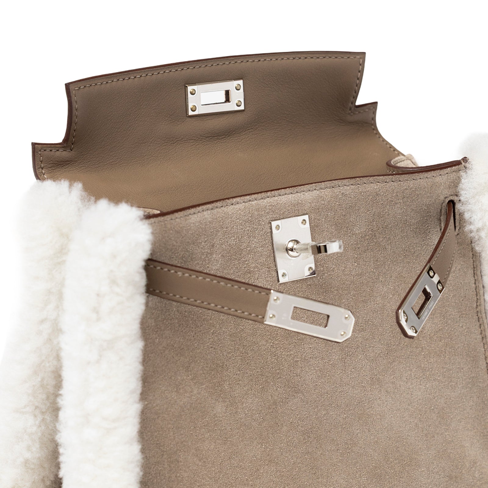 Close-up interior view of Hermès Teddy Mini Kelly II Gris Caillou Etoupe Grizzly Swift Palladium Hardware