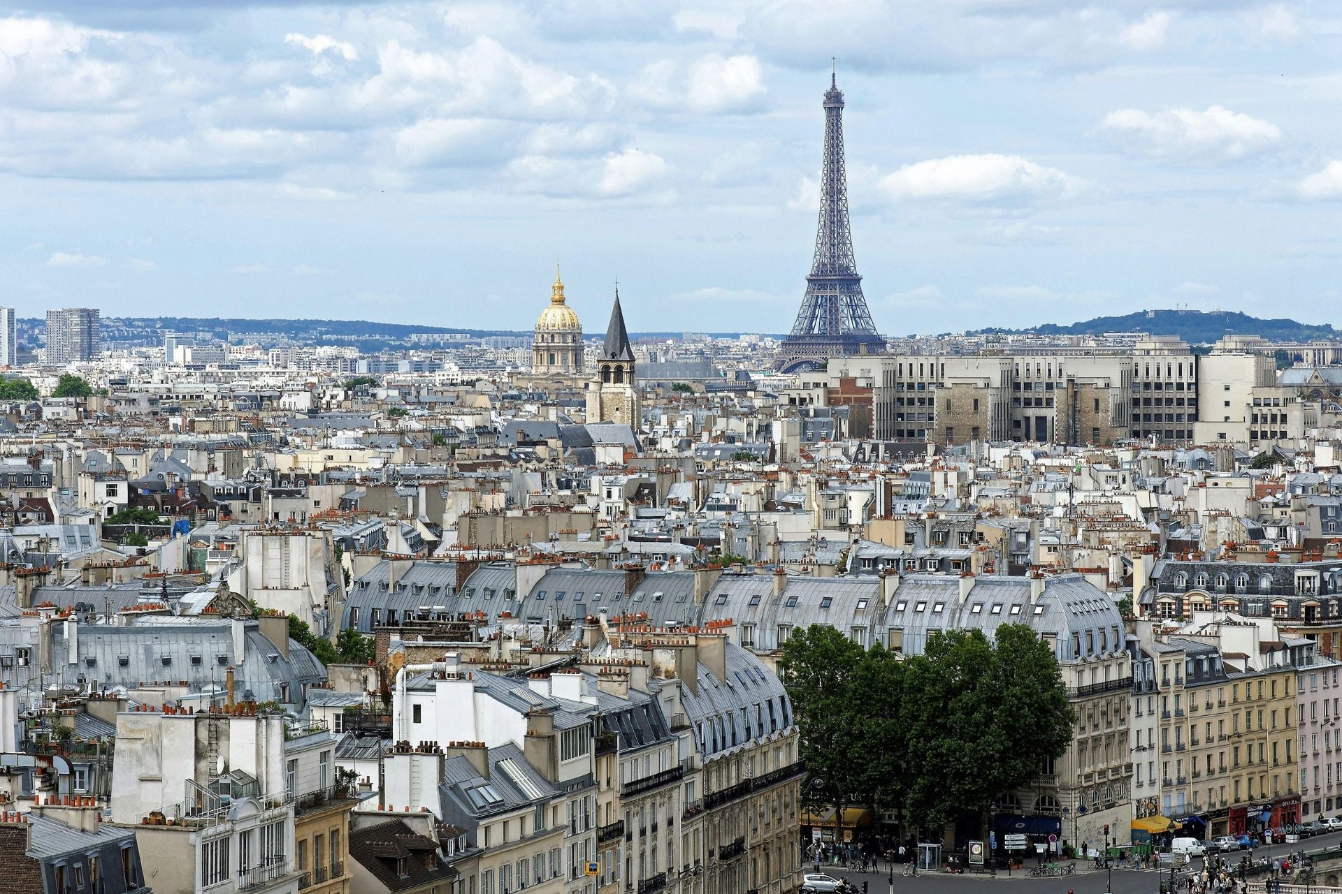 What Separates a “Good Deal” from an Overpriced Chanel Listing