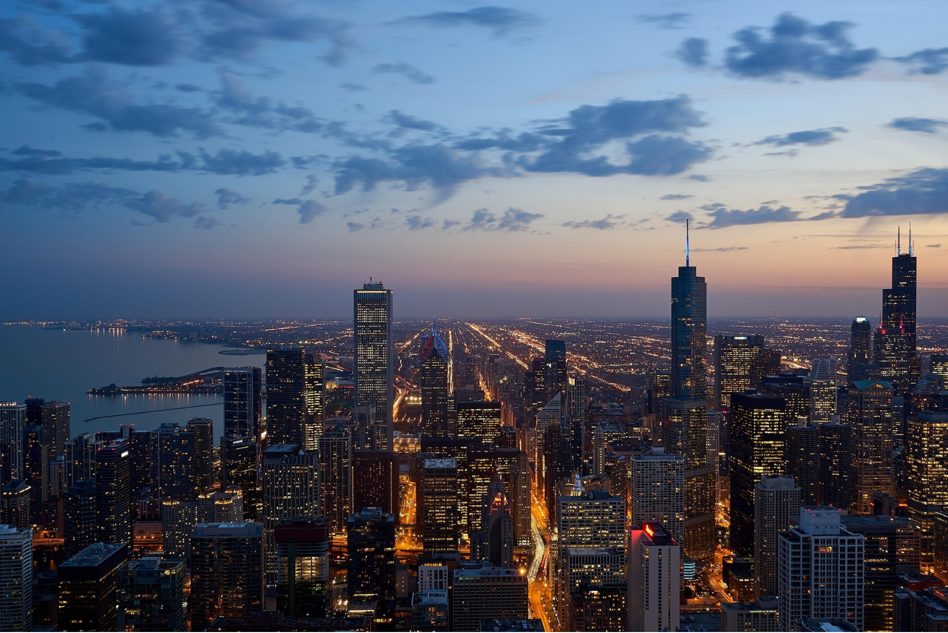 How Surface Finishing Protects Van Cleef Jewelry Over Time