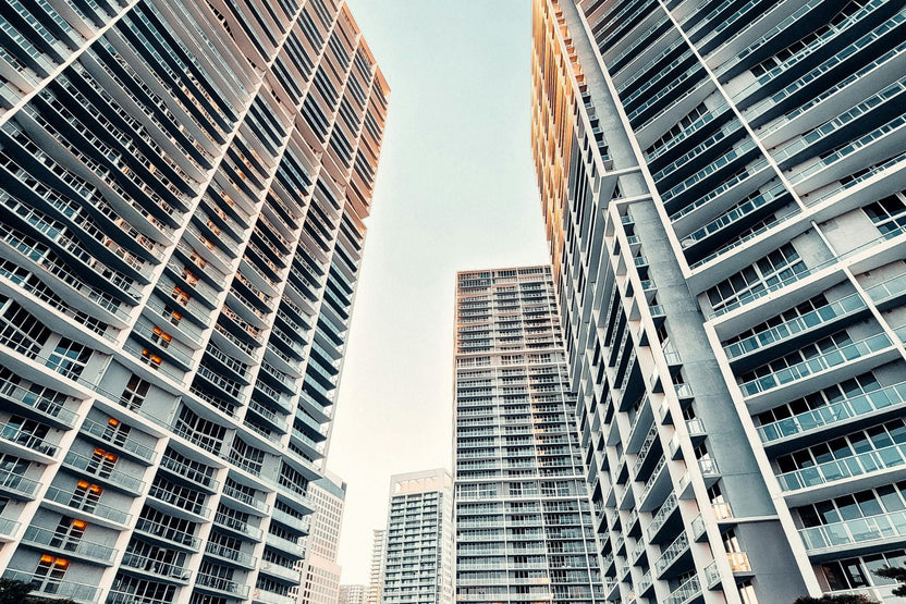 Vintage vs New Van Cleef Pieces: Which Attracts More Consignment Buyer