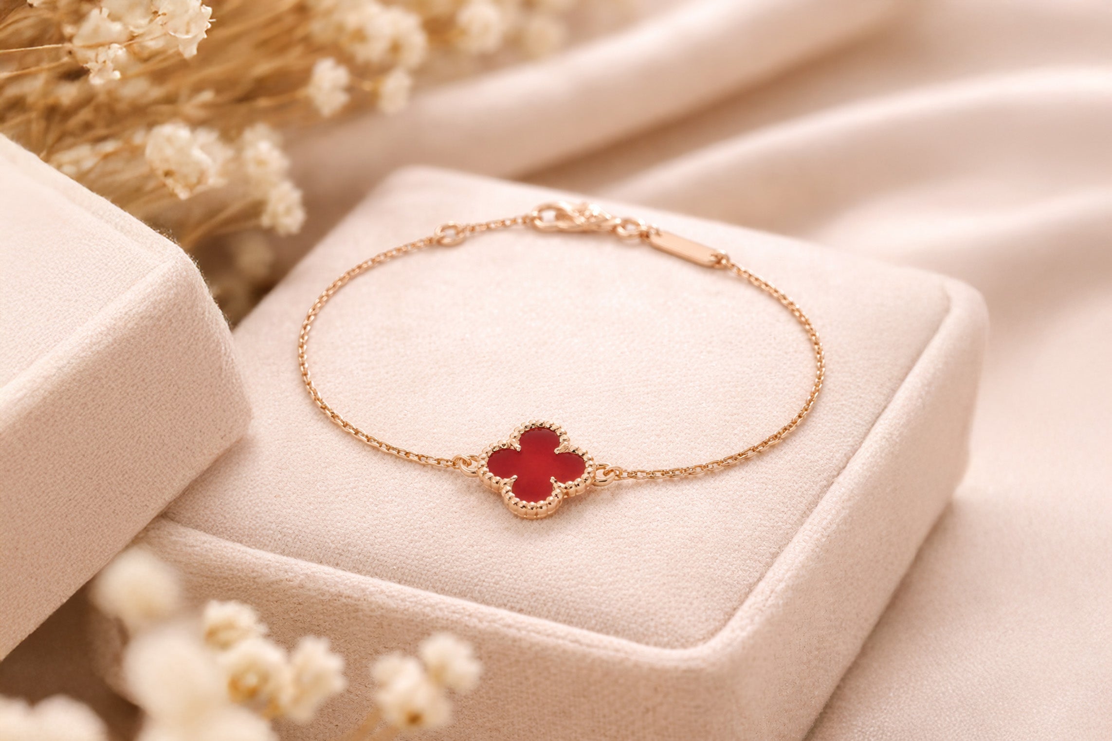 What Natural Aging Looks Like in Authentic Van Cleef Jewelry
