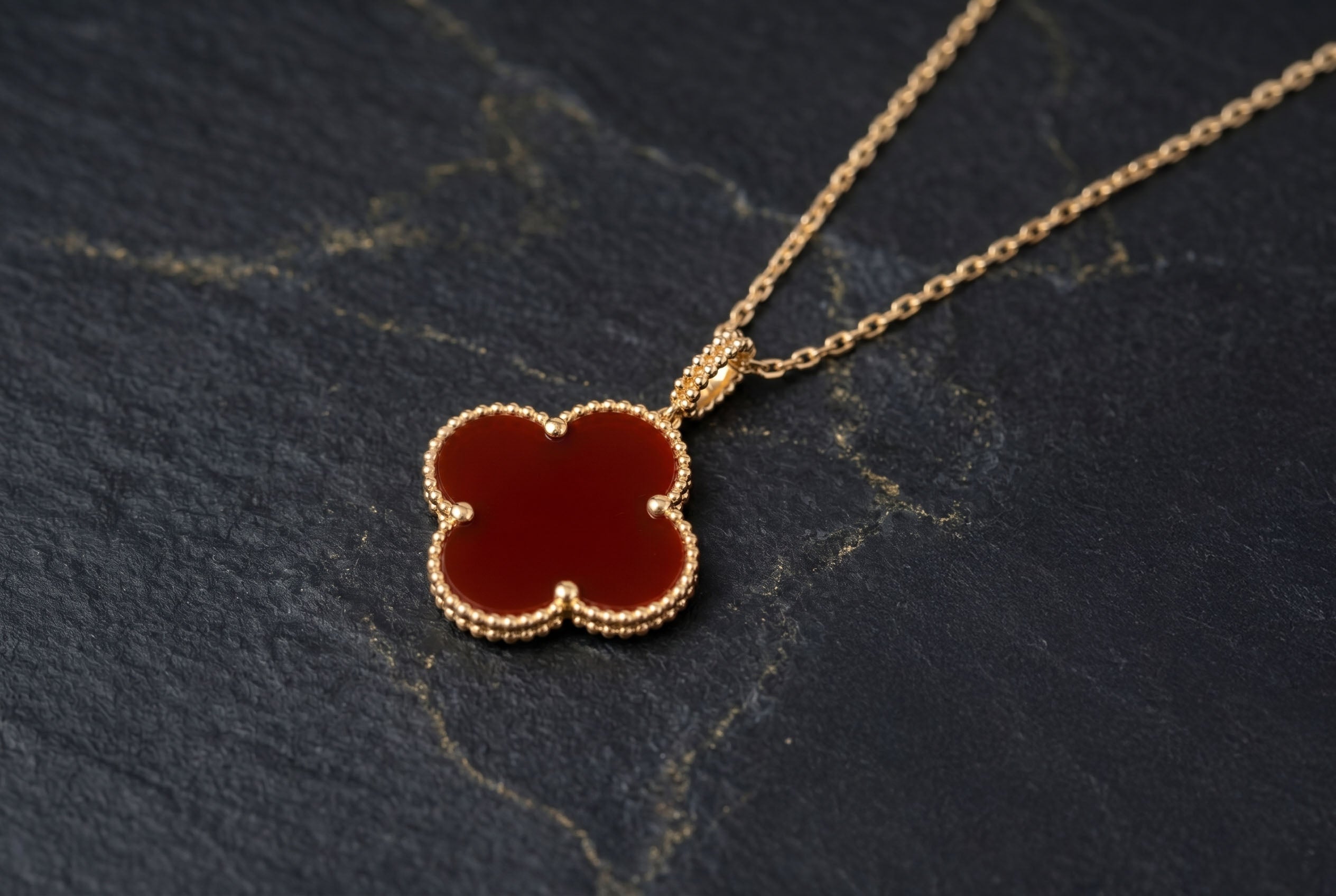 Why Does Motif Symmetry Matter in Van Cleef Pieces?