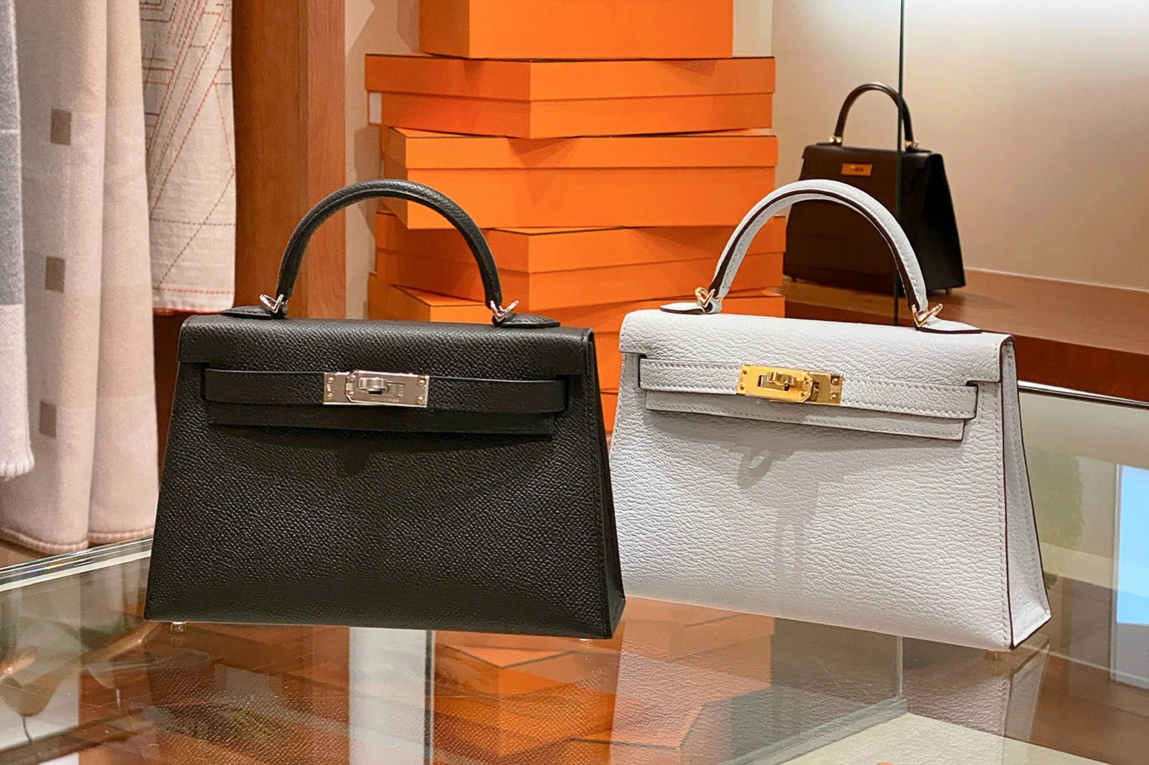 Top Reasons Hermès Bags Maintain High Resale Values Compared to Other Brands