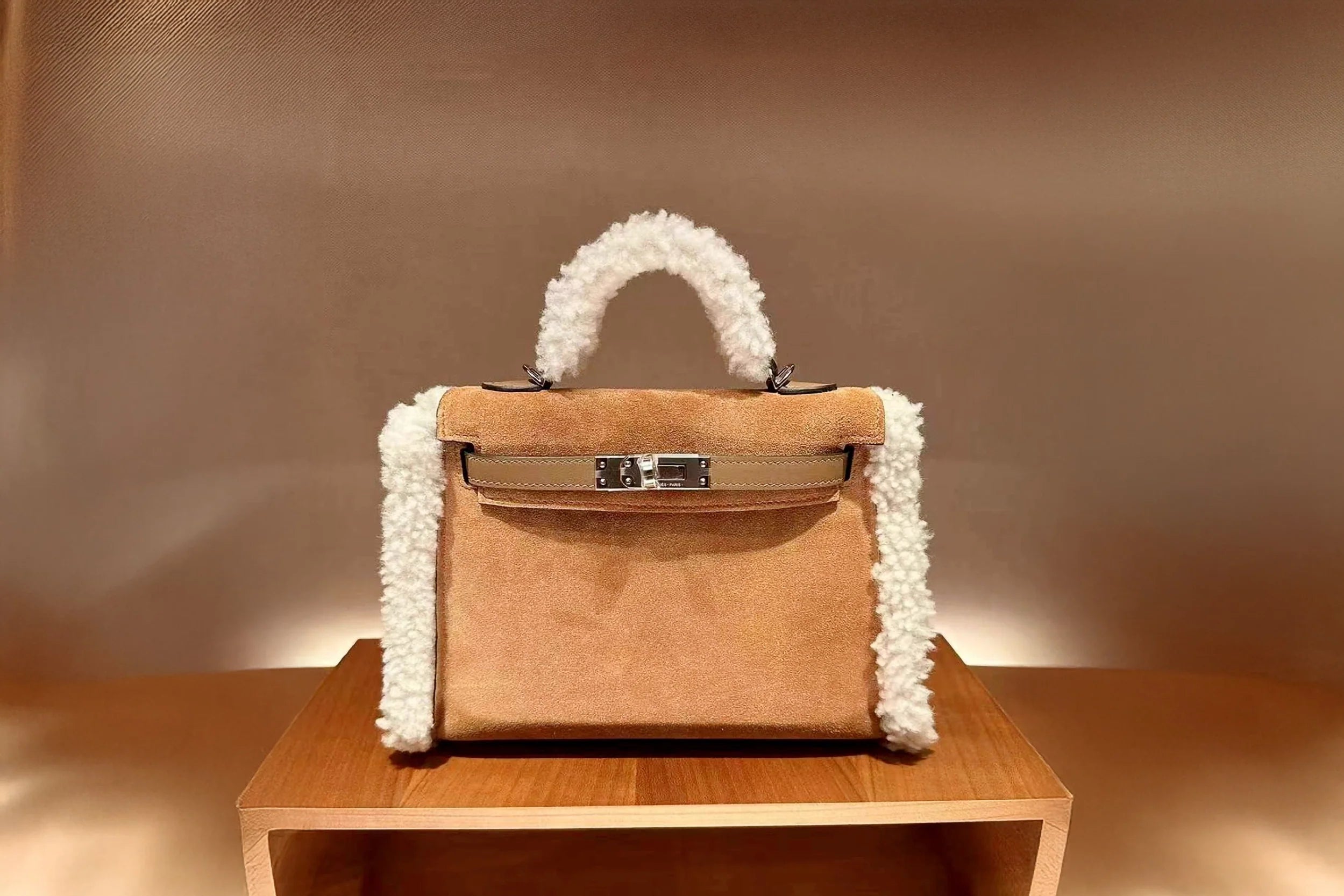 Common Issues with Vintage Hermès Bags and How to Avoid Them