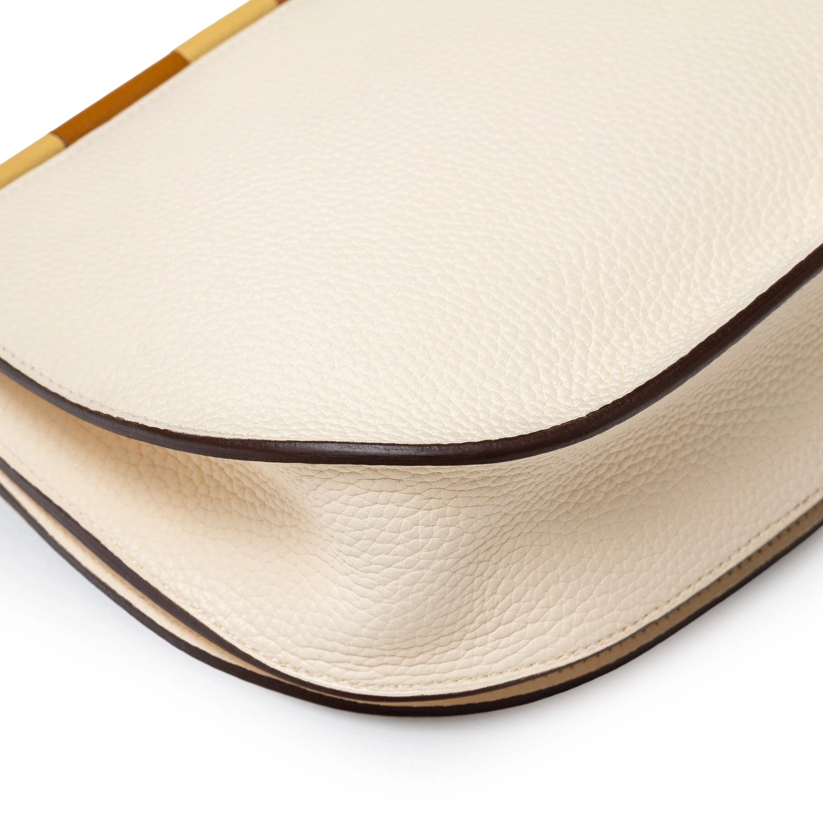 Hermès Sac Saut 25 Bag Clemence/Chevre Mysore Nata/Caramel/Etoupe Gold Hardware - Back Corner Left