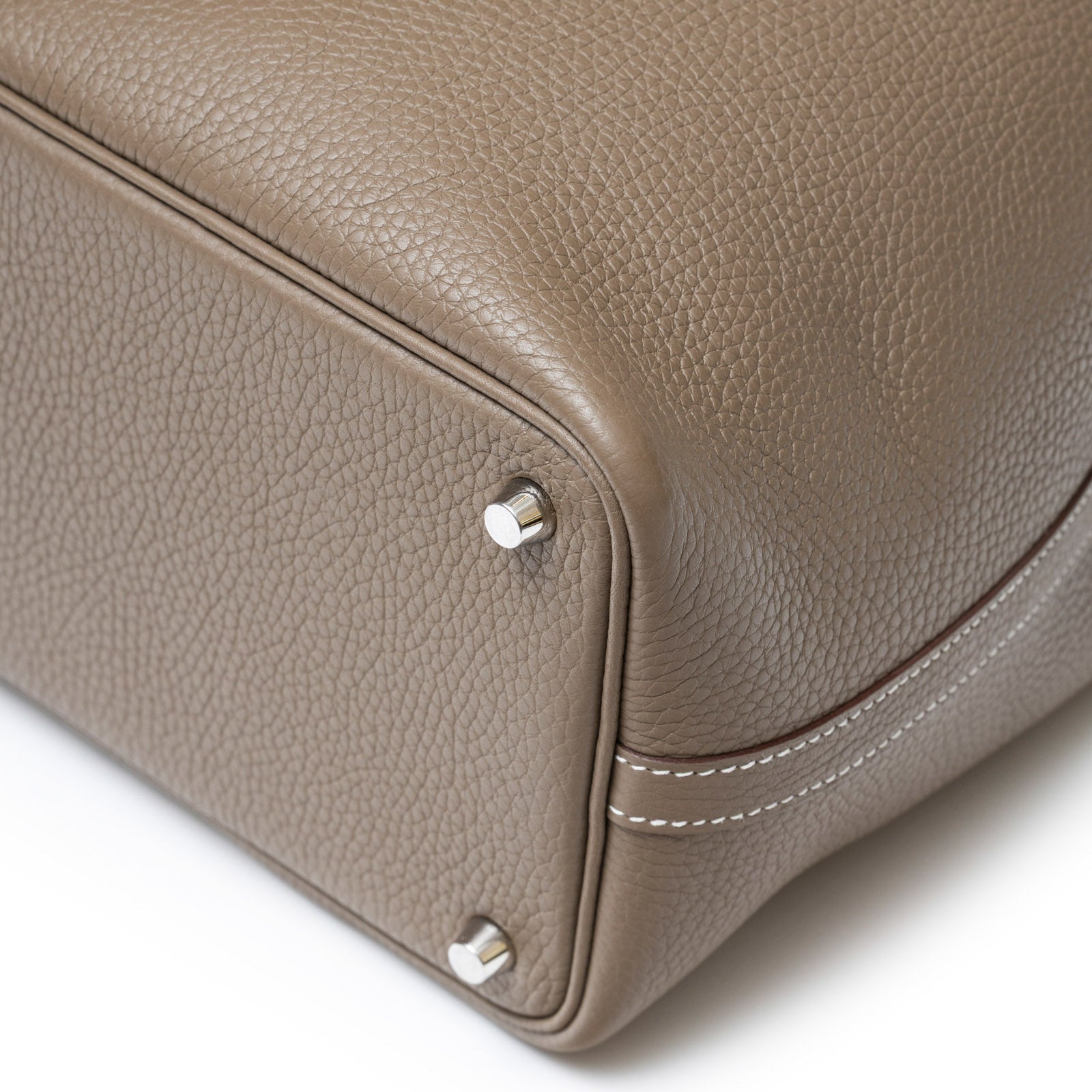 Hermès Picotin 18 Etoupe Clemence Palladium Hardware - Front Corner Right