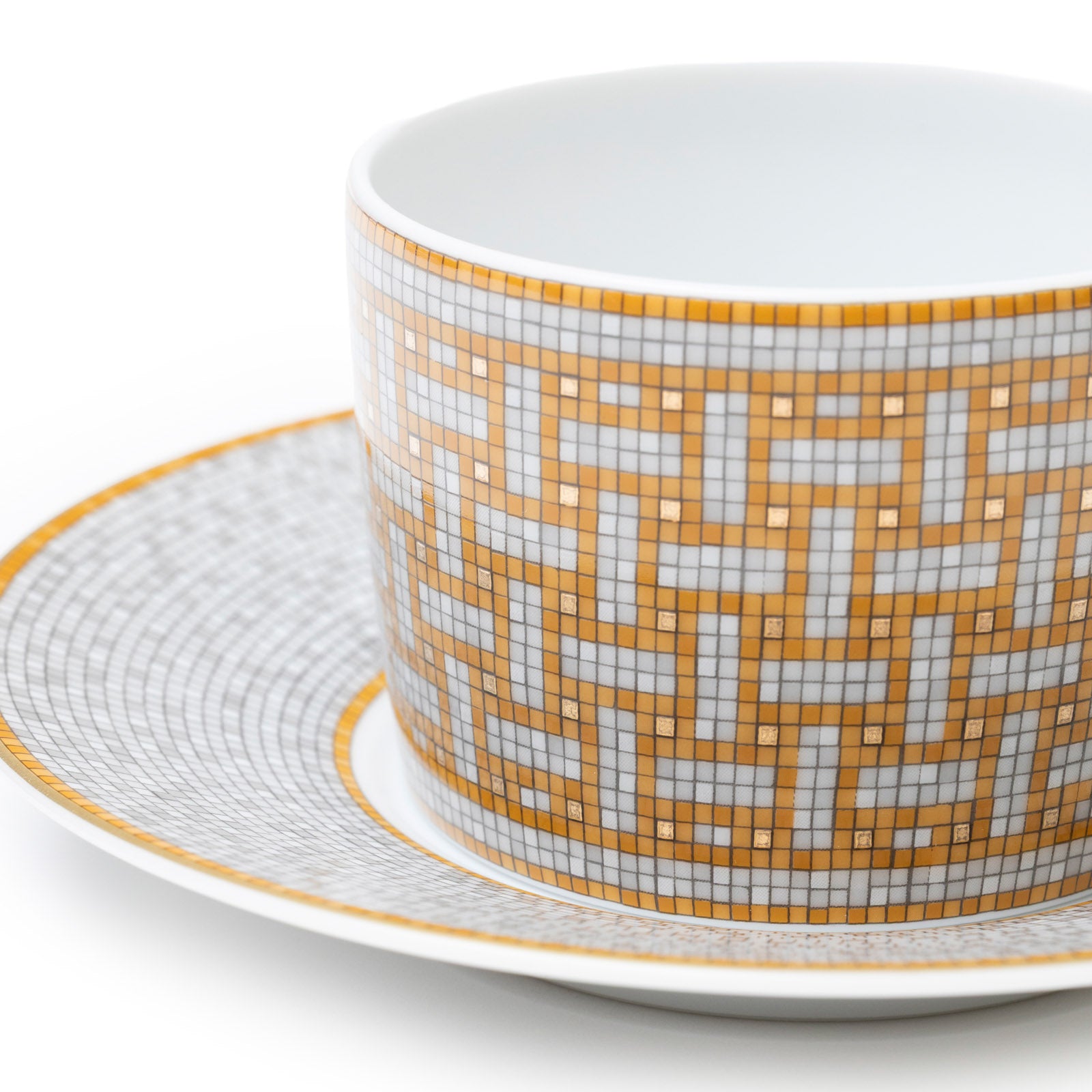 Hermès Mosaique au 24 Gold Tea Cup Set of Two - Detail
