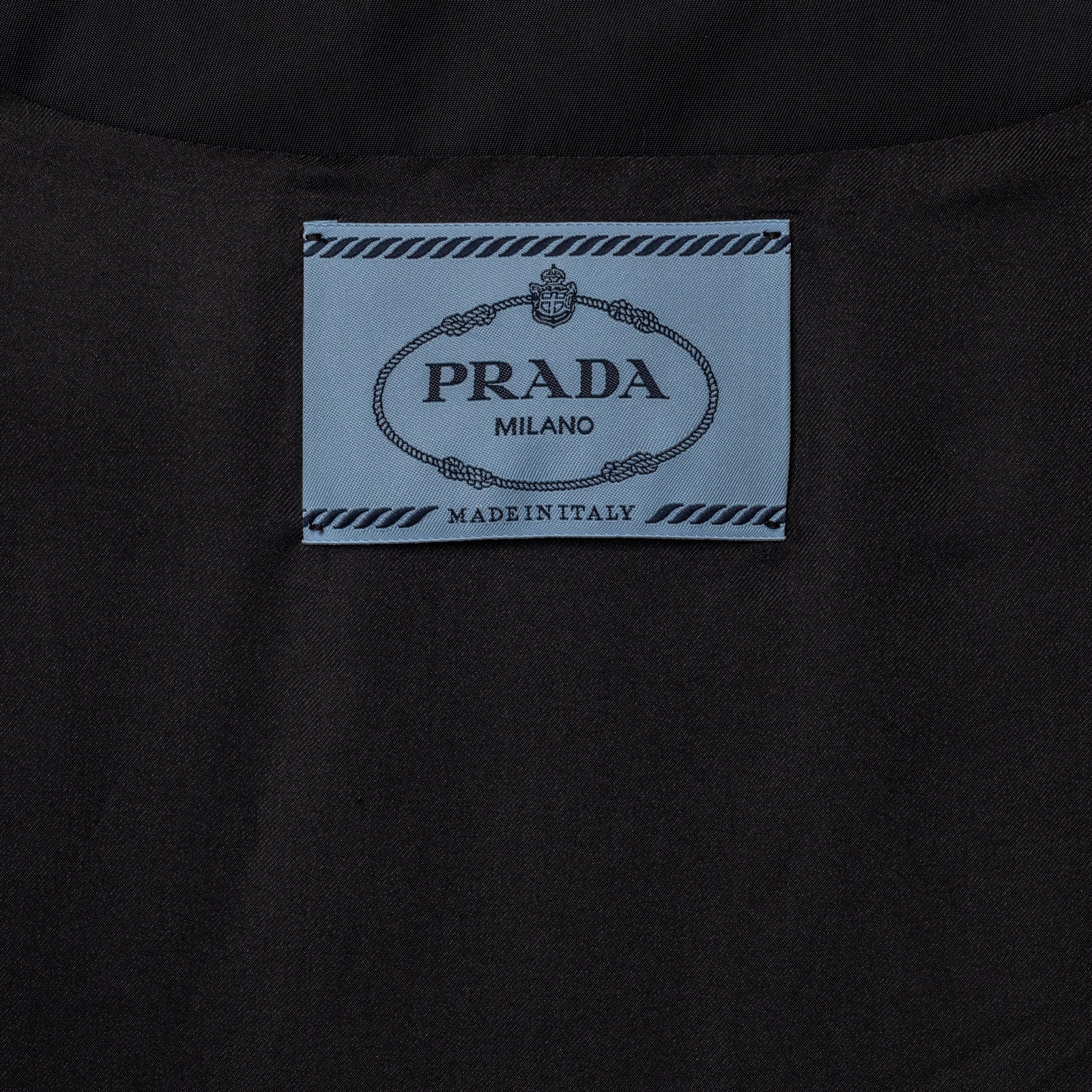 Prada Re-Nylon Jacket Crystal Buttoned Black/White - Detail