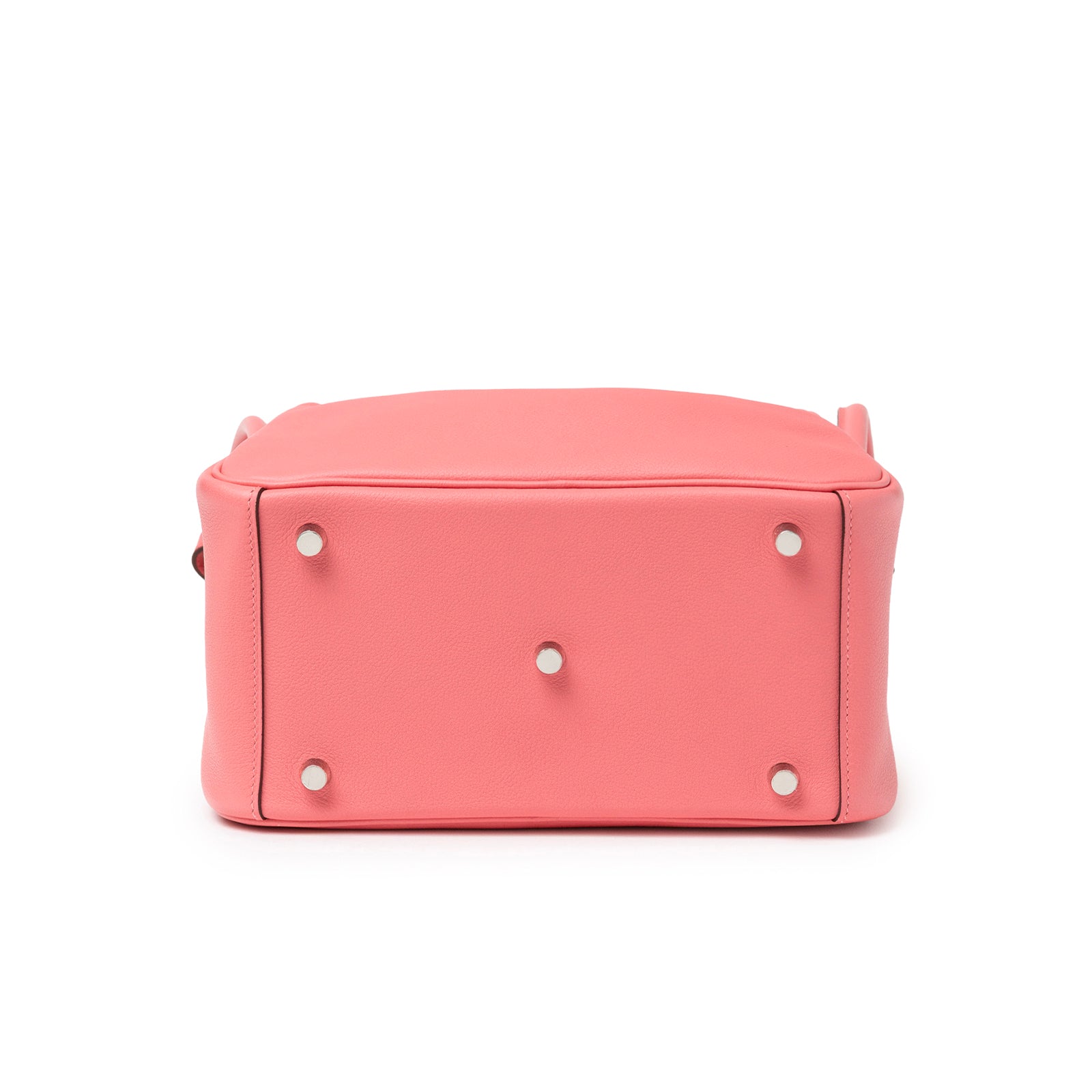 Bottom view of Hermès Lindy 26 Rose Azelee Evercolor Palladium Hardware showing feet and base stitching details