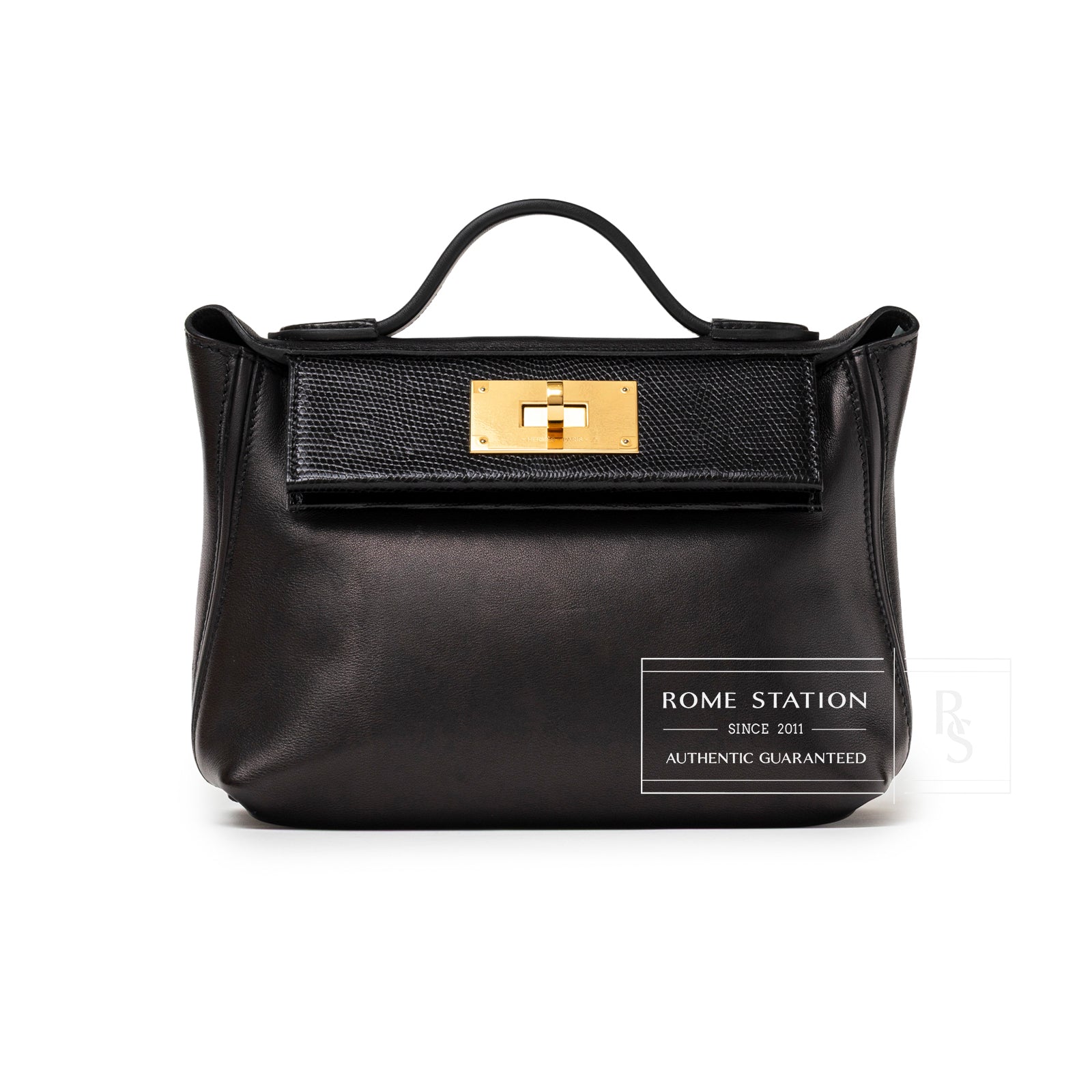 Front view of Hermès 24/24 21 Touch Black Lizard Volupto Gold Hardware with smooth leather and gold clasp close-up