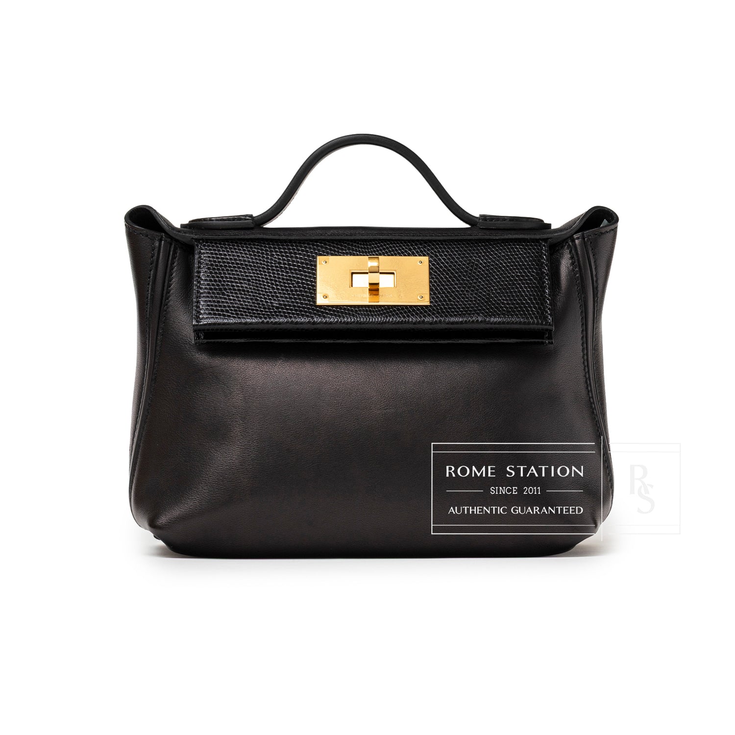 Front view of Hermès 24/24 21 Touch Black Lizard Volupto Gold Hardware with smooth leather and gold clasp close-up