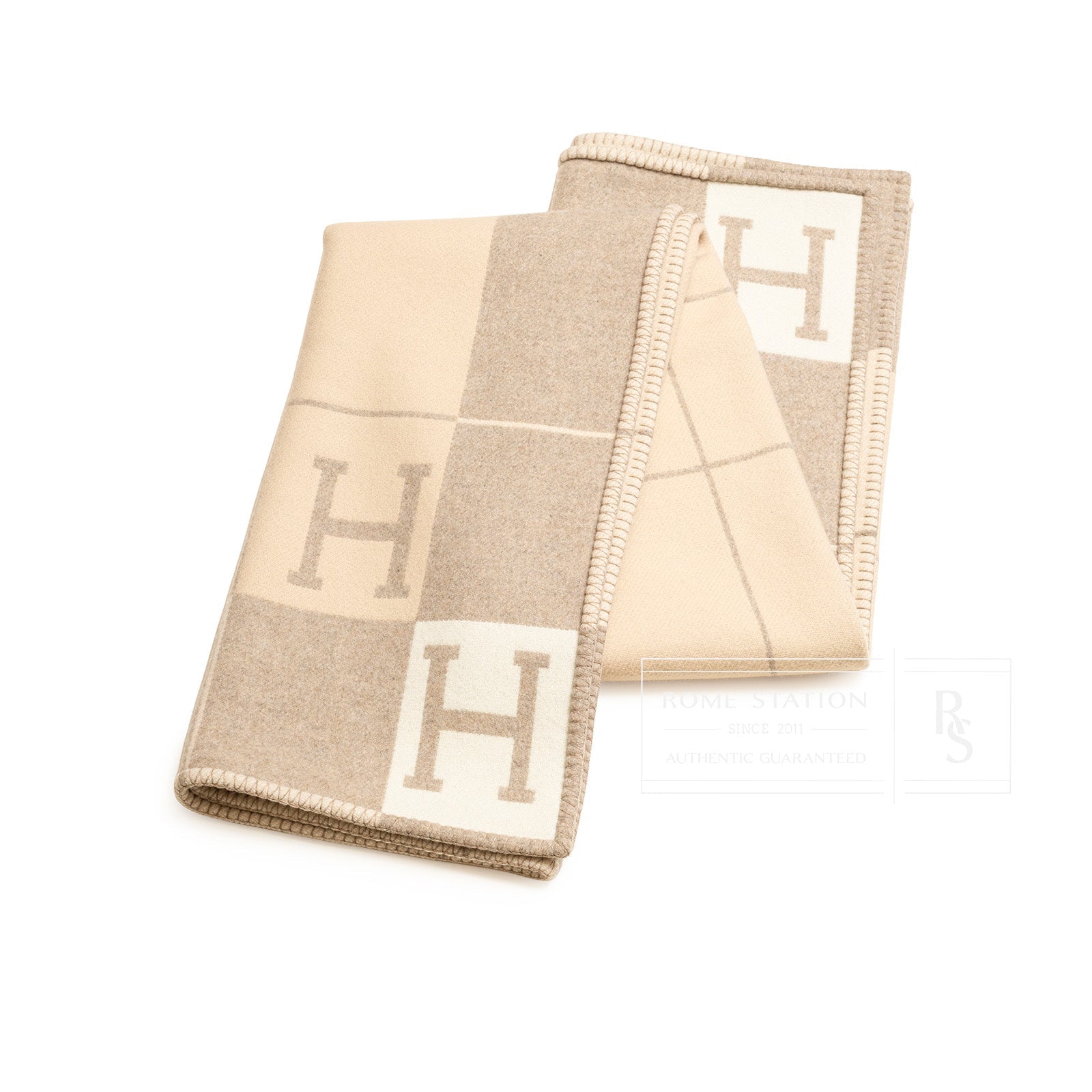 Hermès Avalon Throw Blanket in Coco & Camomille Wool-Cashmere