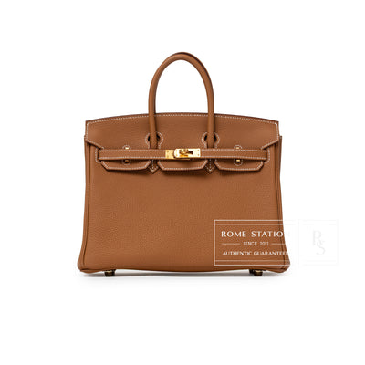Front view of Hermès Birkin 25 Gold Togo Gold Hardware handbag with textured leather and gold clasp details