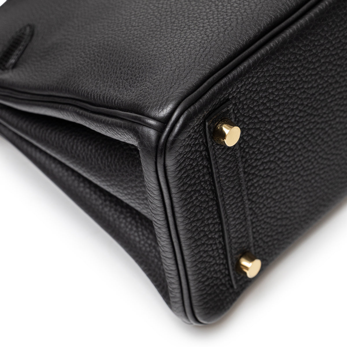 Hermès Birkin 25 Touch Black Togo Lizard Gold Hardware bottom corner closeup with protective feet